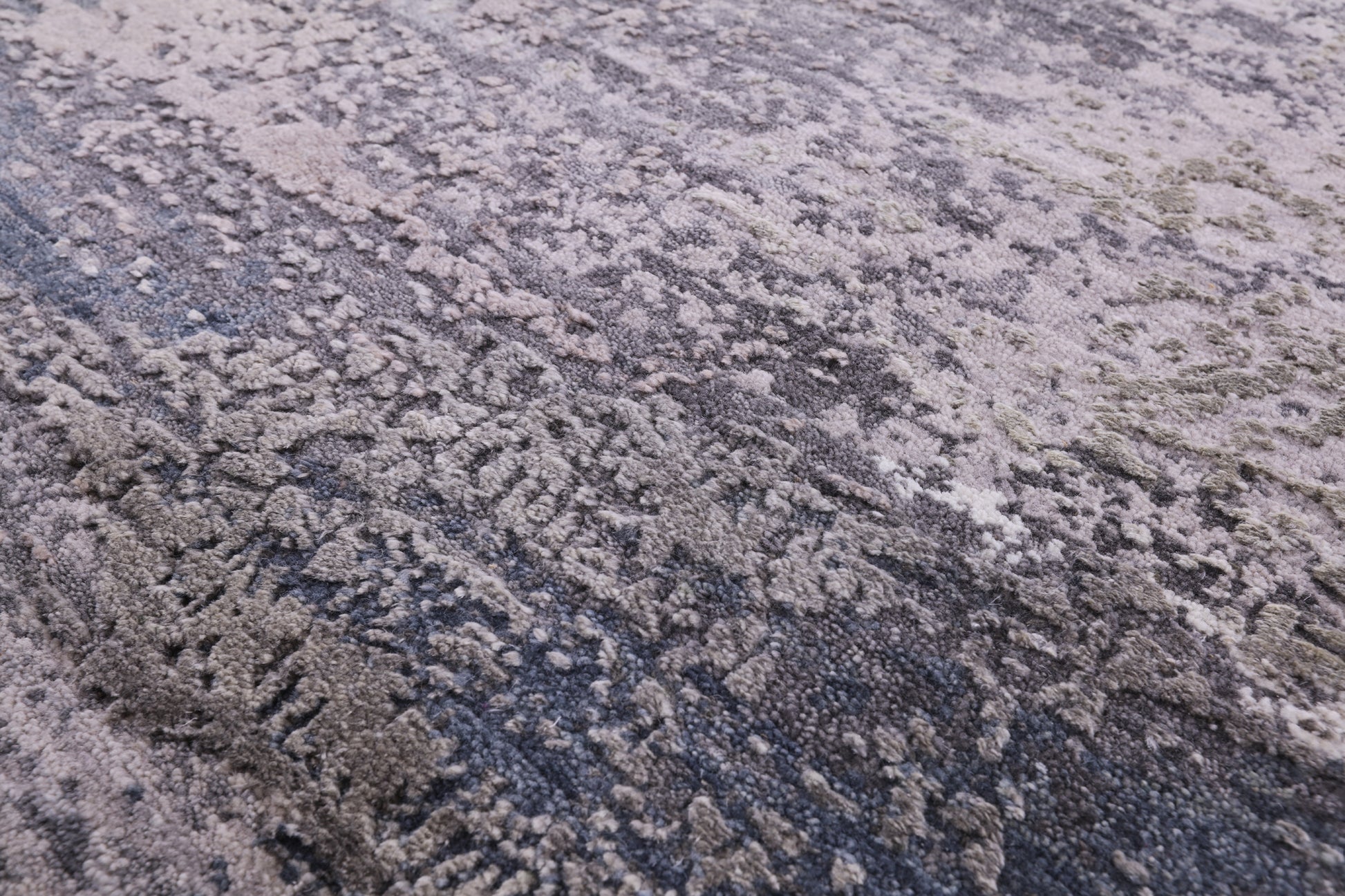 Abstract Contemporary Hand Knotted Wool & Silk Runner Rug - 3' 0" X 12' 1" - Golden Nile