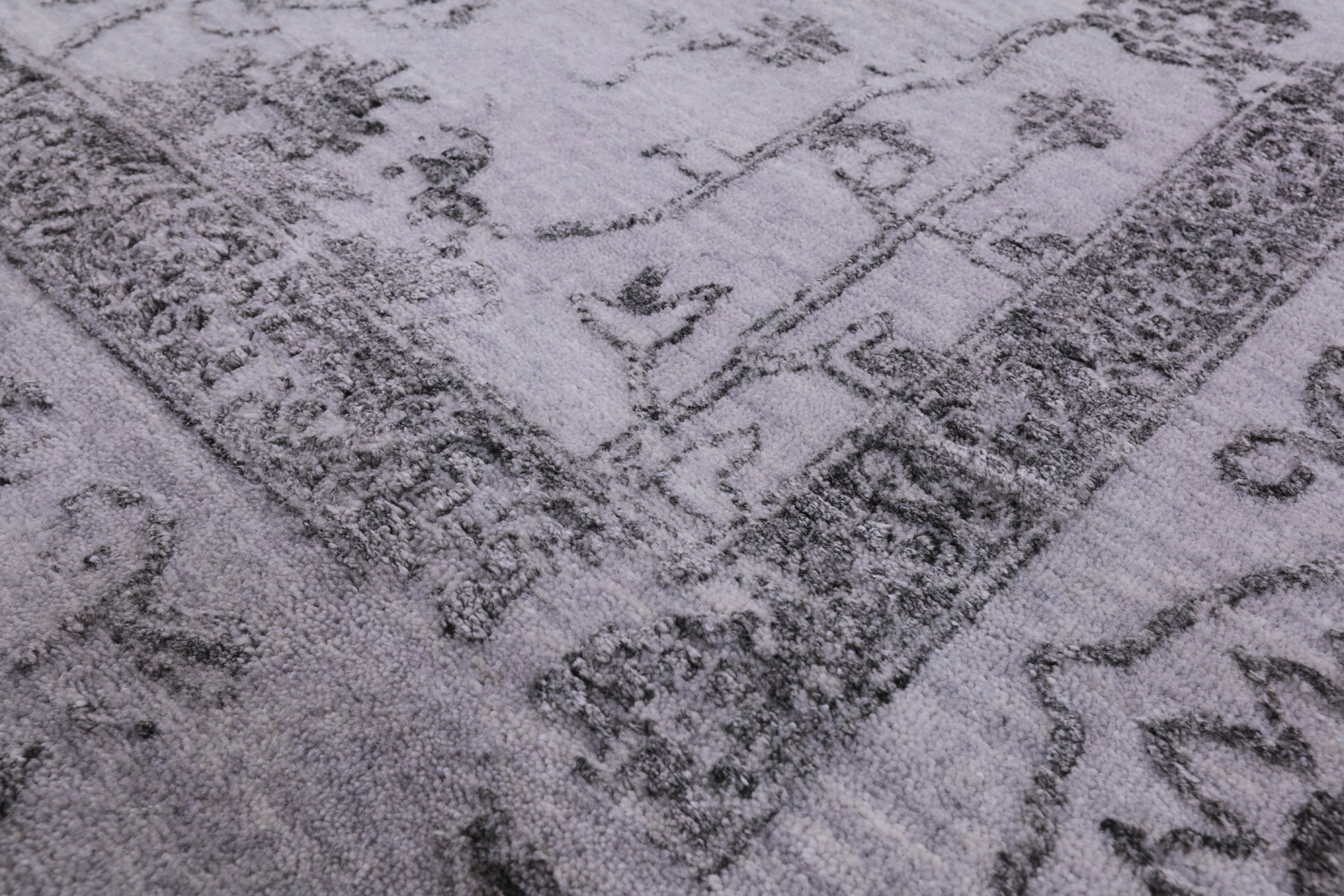 Grey Persian Hand Knotted Wool & Silk Rug - 9' 0" X 11' 11" - Golden Nile