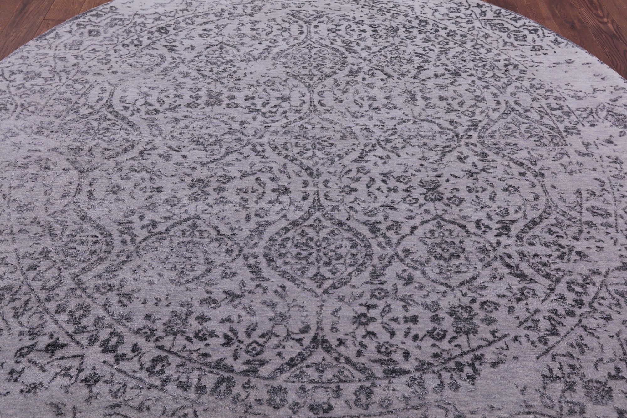 Grey Round Persian Hand Knotted Wool & Silk Rug - 8' 1" X 8' 1" - Golden Nile