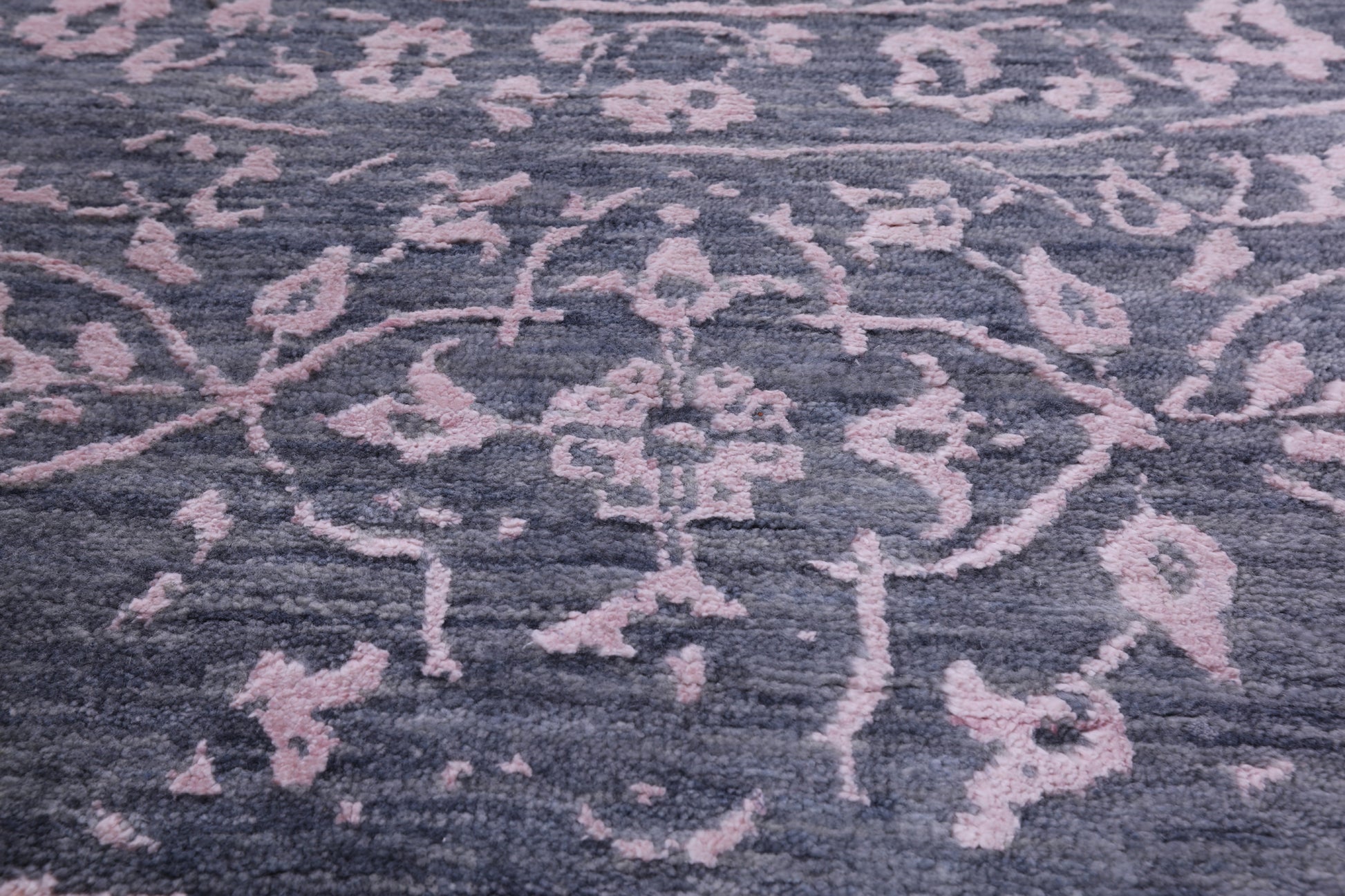 Grey Round Persian Hand Knotted Wool & Silk Rug - 8' 0" X 8' 0" - Golden Nile