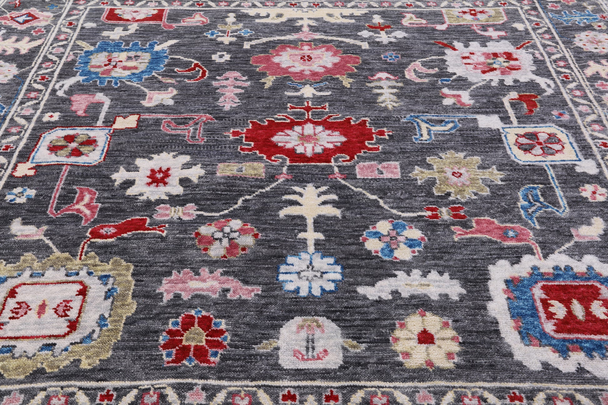 Grey Square Turkish Oushak Hand Knotted Wool Rug - 7' 10" X 8' 4" - Golden Nile