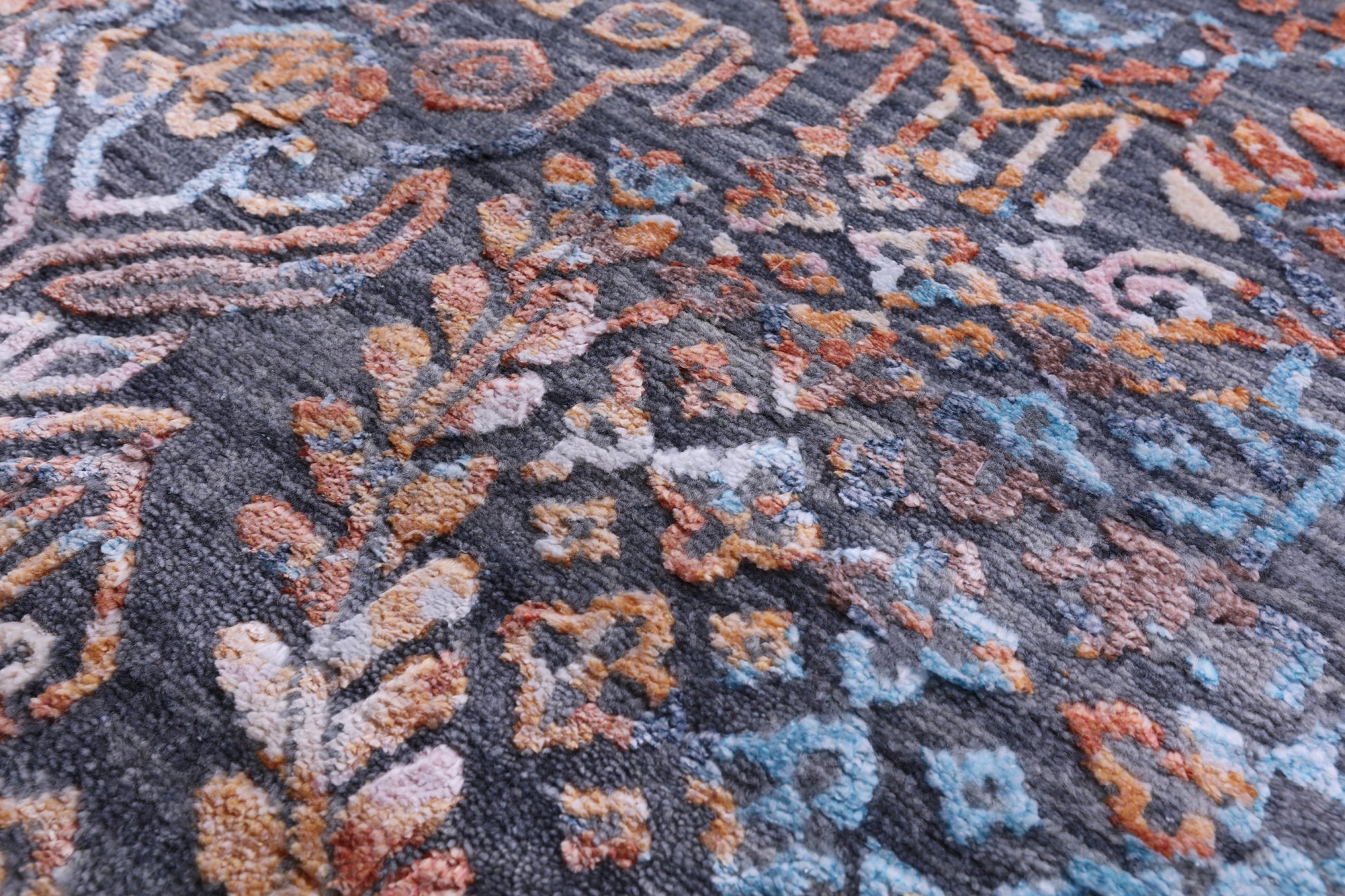Grey Abstract Modern Hand Knotted Wool & Silk Rug - 8' 0" X 10' 2" - Golden Nile