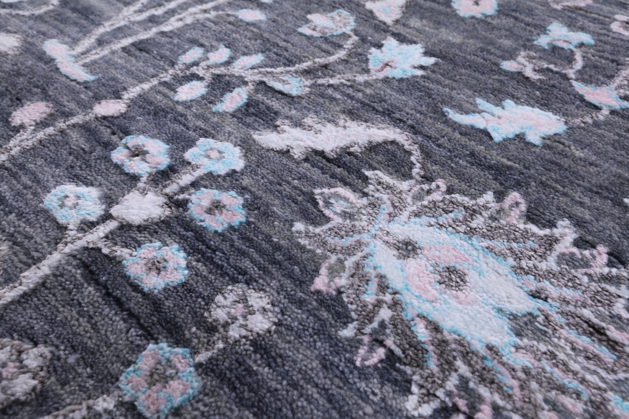 Grey Persian Ziegler Hand Knotted Wool & Silk Rug - 8' 10" X 11' 10" - Golden Nile
