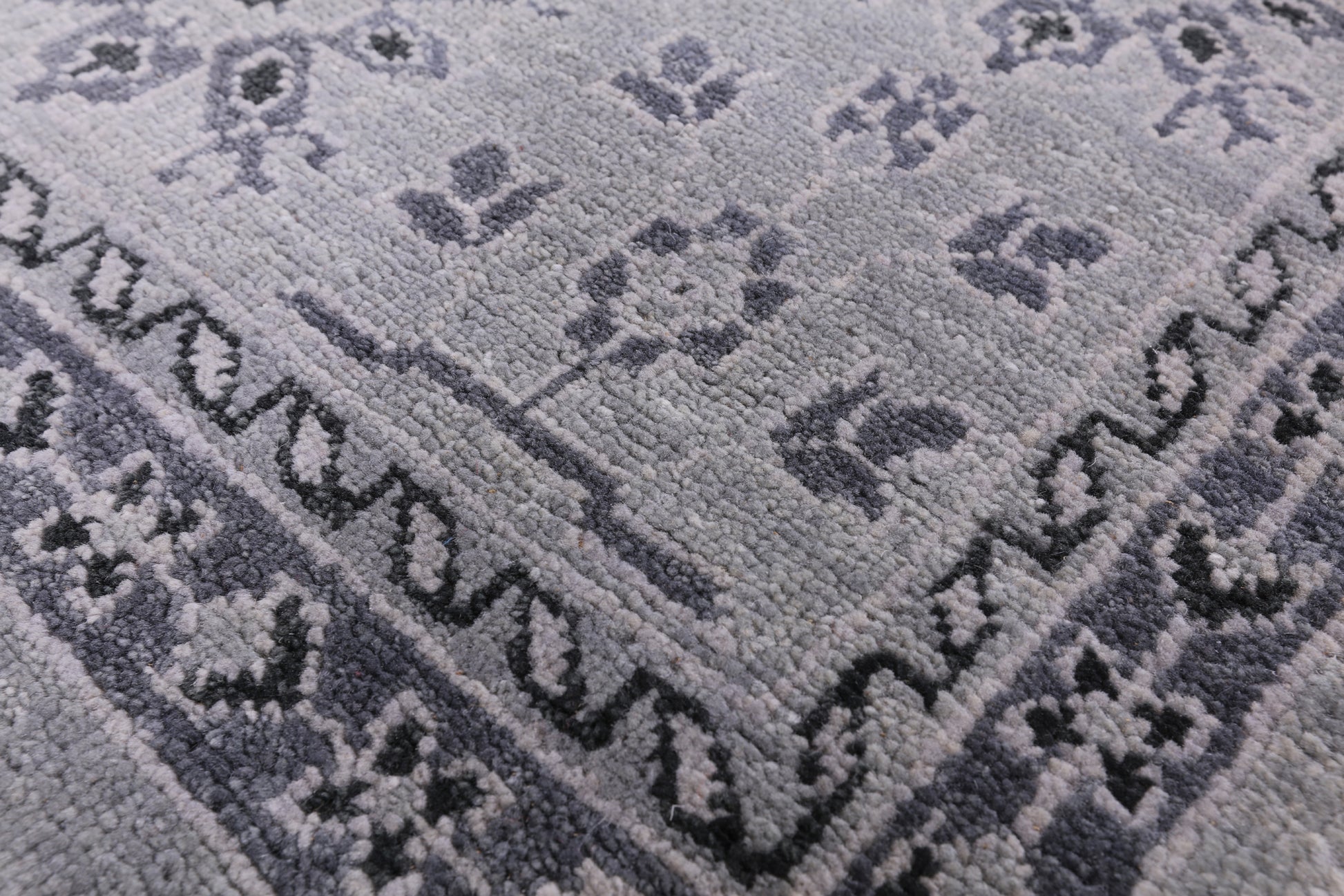 Turkish Oushak Hand Knotted Wool Rug - 8' 3" X 9' 11" - Golden Nile