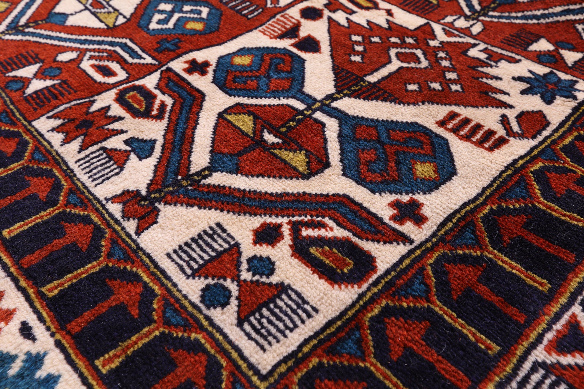 Fine Persian Bijar Hand Knotted Wool On Wool Rug - 15' 8" X 25' 5" - Golden Nile