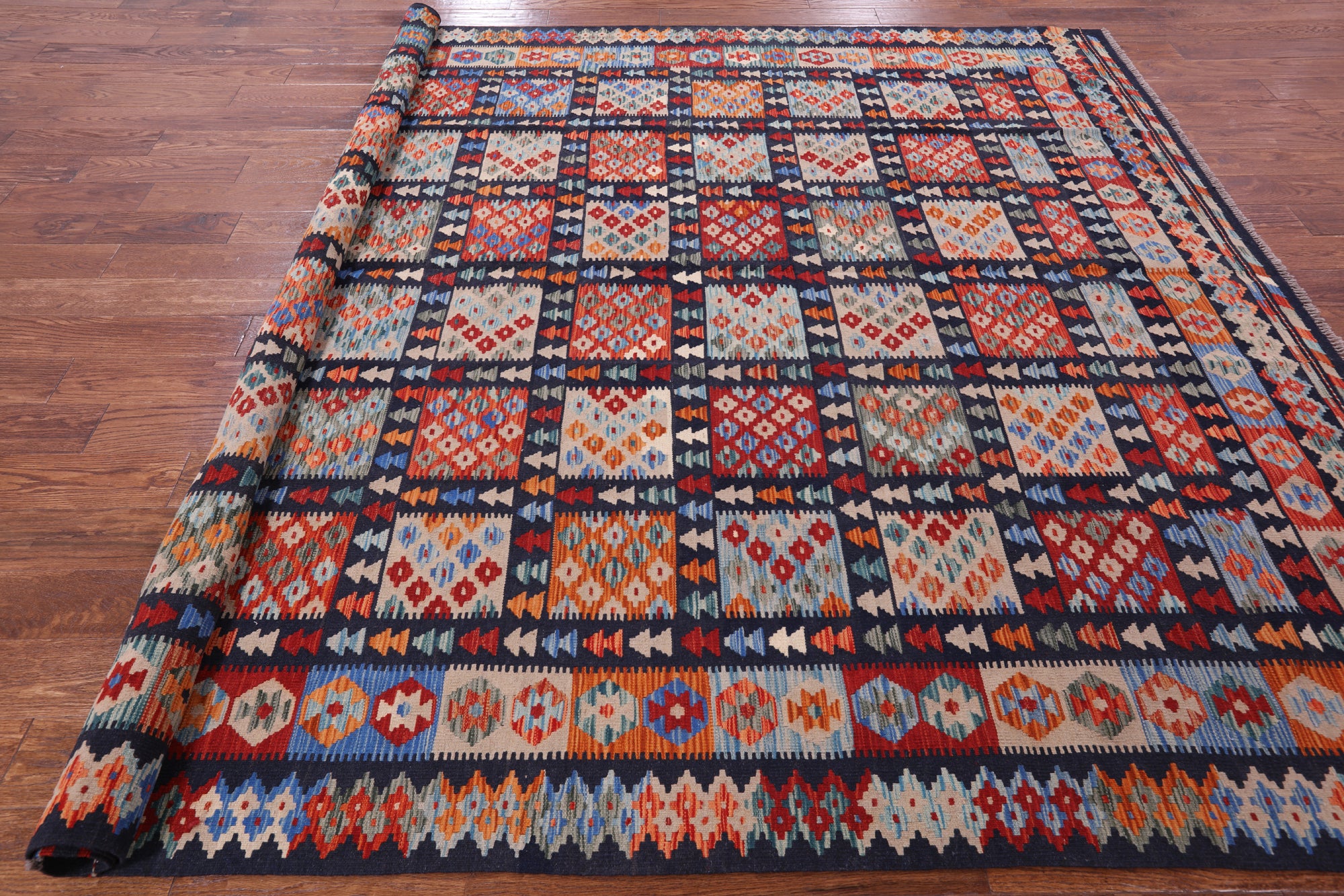 Reversible Kilim Flat Weave Wool on Wool Rug - 8' 3" X 9' 9" - Golden Nile
