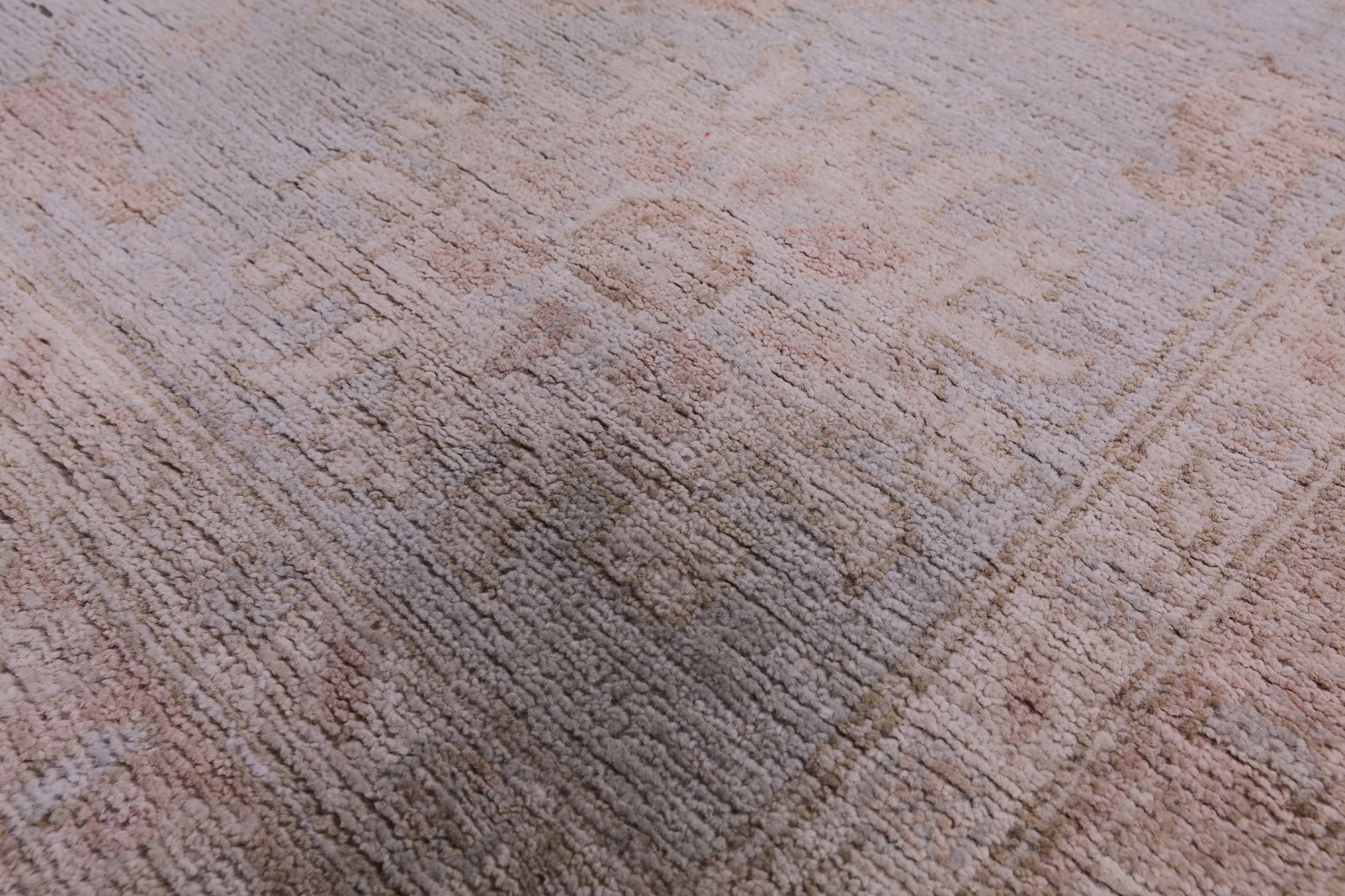 Ivory White Wash Peshawar Hand Knotted Wool Rug - 10' 0" X 13' 8" - Golden Nile