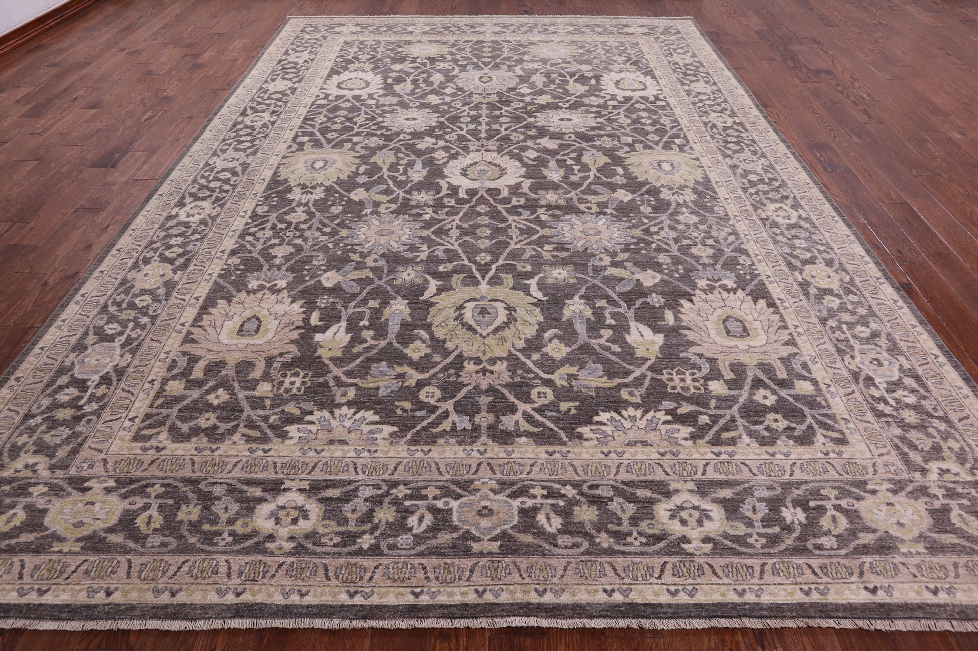 Grey Peshawar Hand Knotted Wool Rug - 9' 9" X 13' 9" - Golden Nile