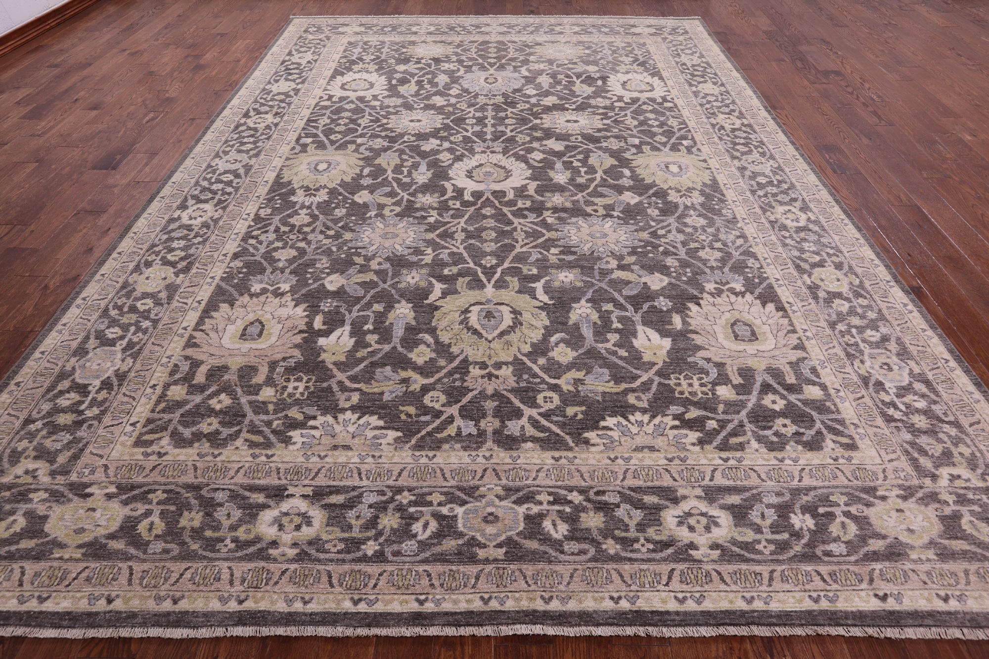 Grey Peshawar Hand Knotted Wool Rug - 9' 9" X 13' 9" - Golden Nile