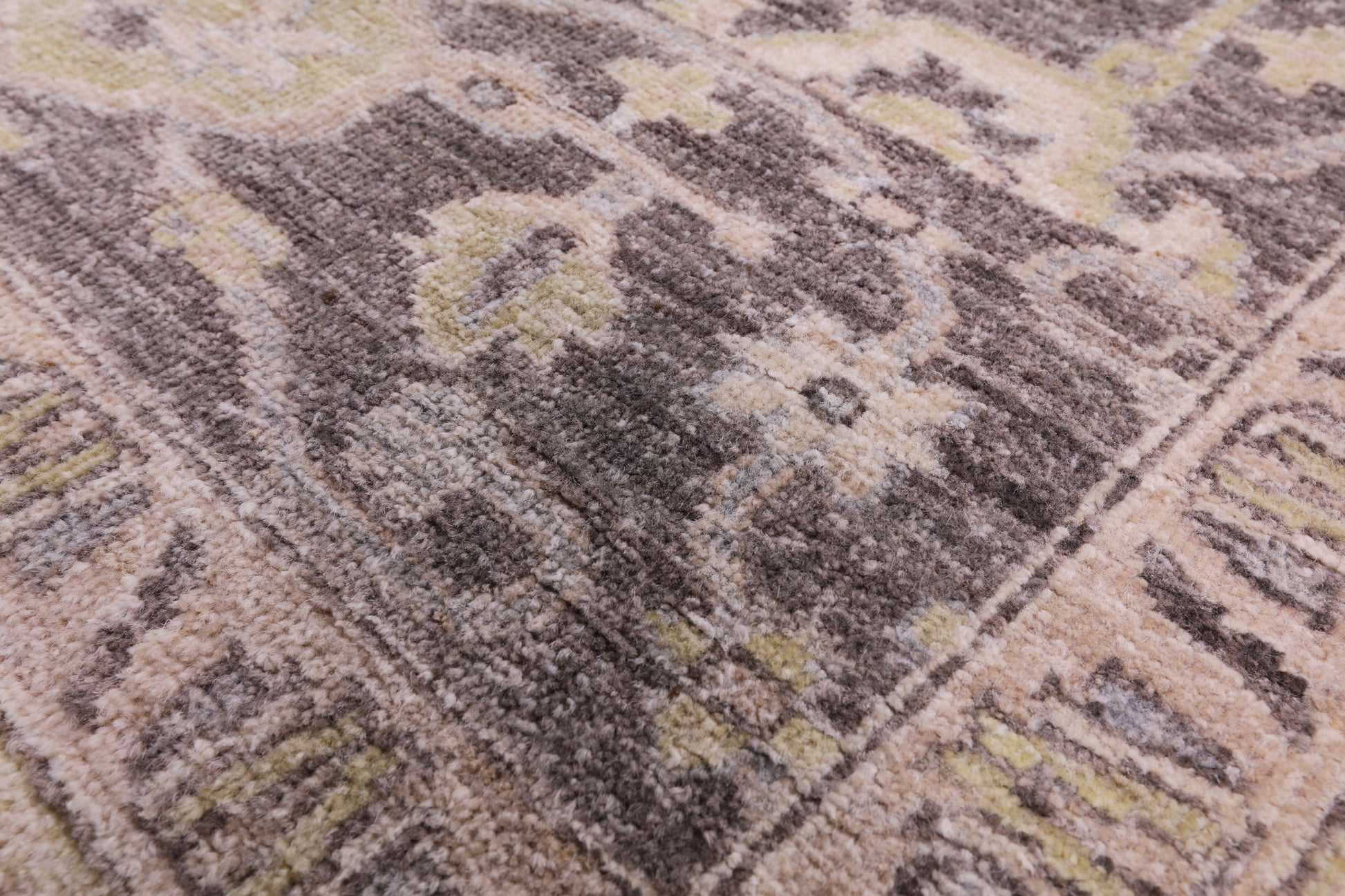 Grey Peshawar Hand Knotted Wool Rug - 9' 9" X 13' 9" - Golden Nile