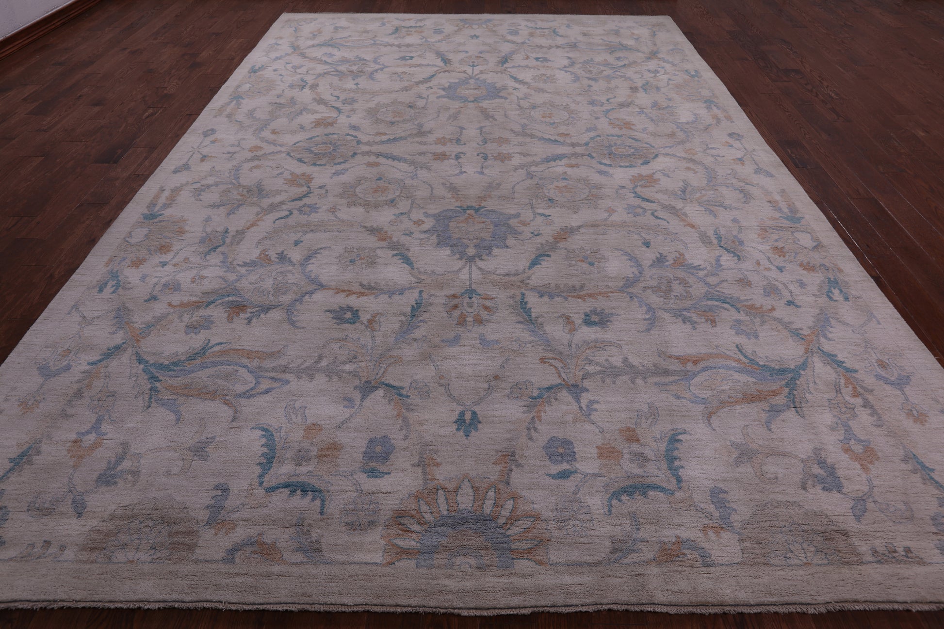 Ivory White Wash Peshawar Hand Knotted Wool Rug - 9' 11" X 13' 11" - Golden Nile