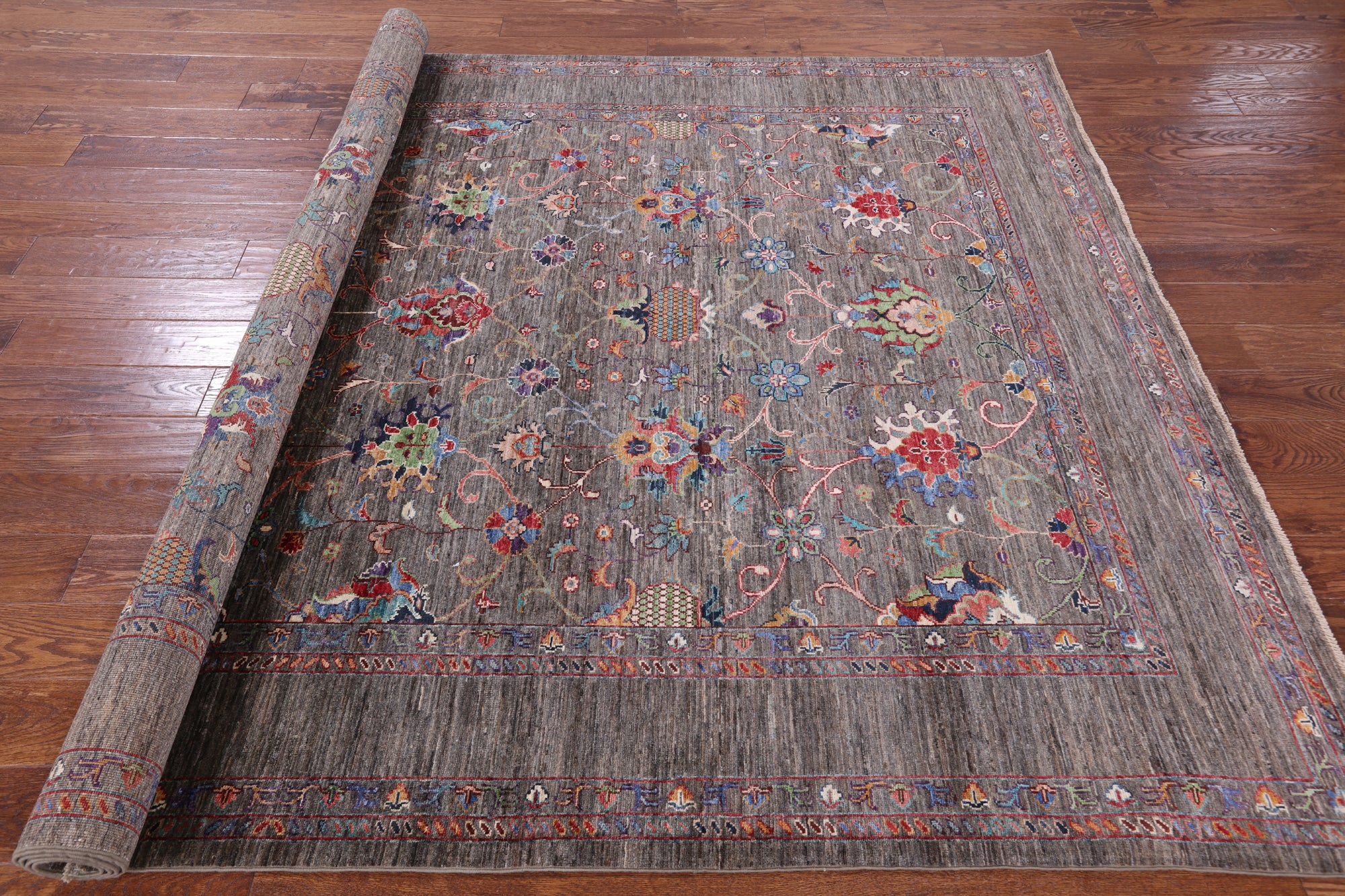 Peshawar Hand Knotted Wool Rug - 6' 9" X 9' 10" - Golden Nile
