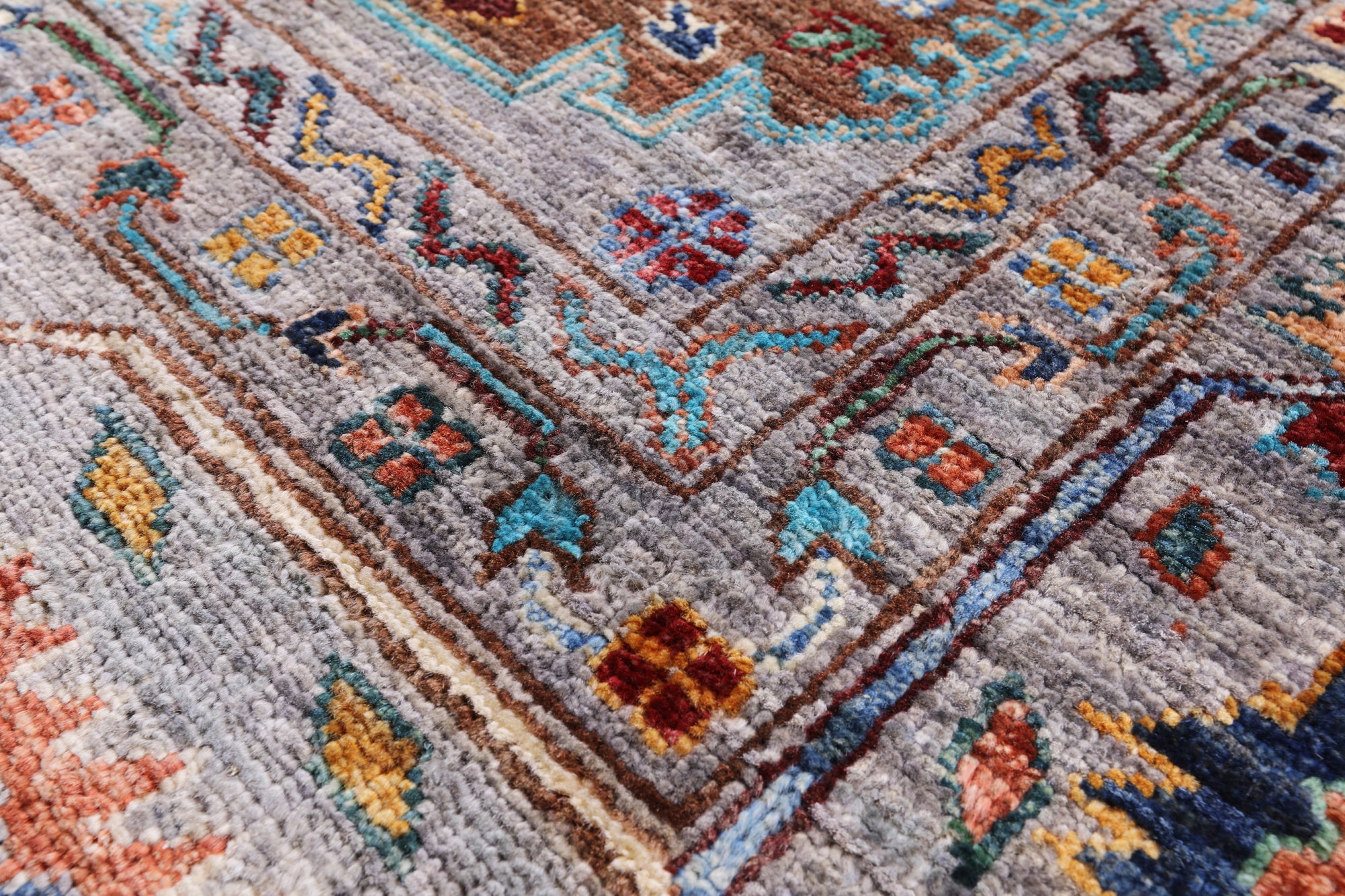 Turkmen Ersari Hand Knotted Wool Rug - 6' 8" X 9' 5" - Golden Nile