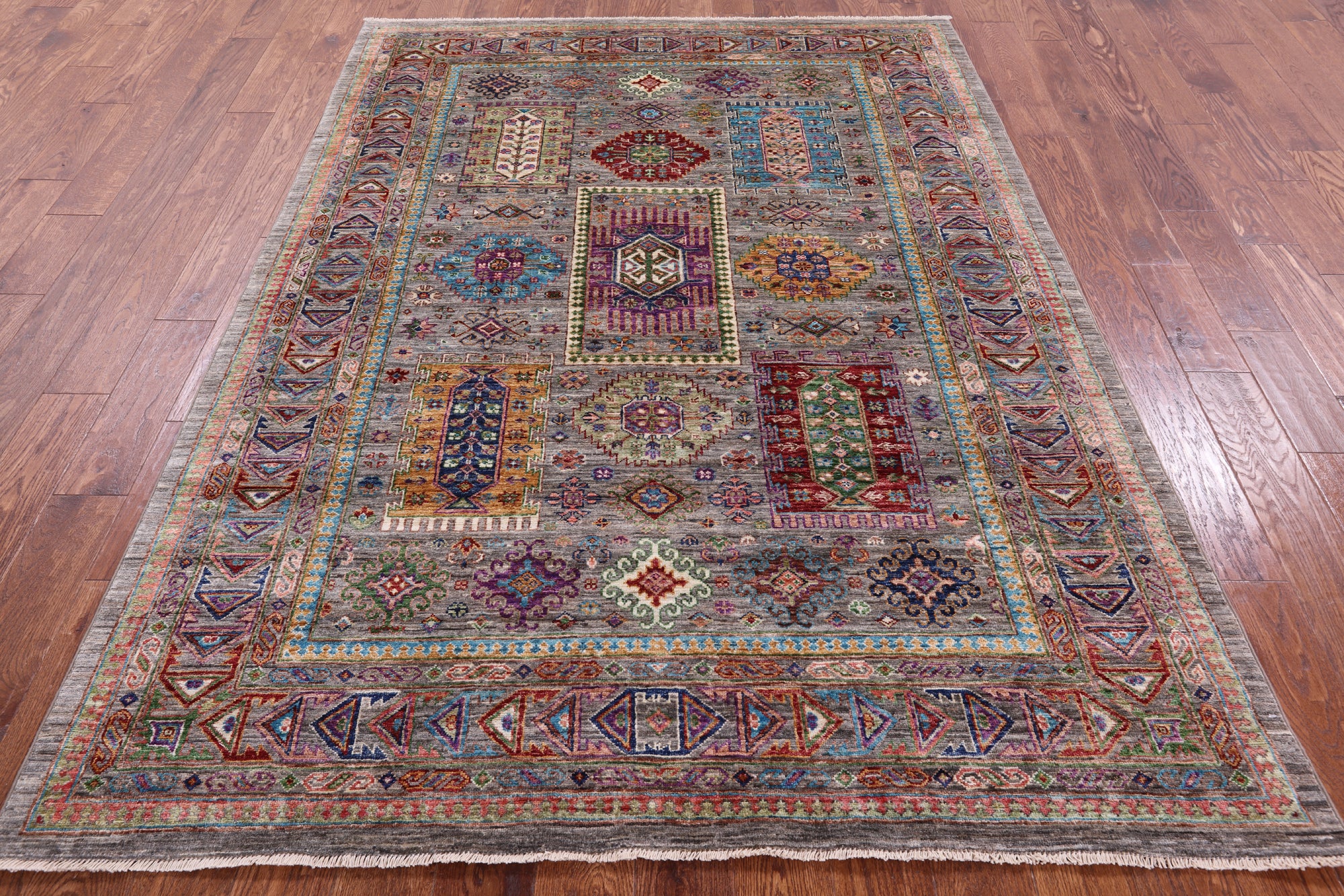 Turkmen Ersari Hand Knotted Wool Rug - 5' 9" X 8' 0" - Golden Nile