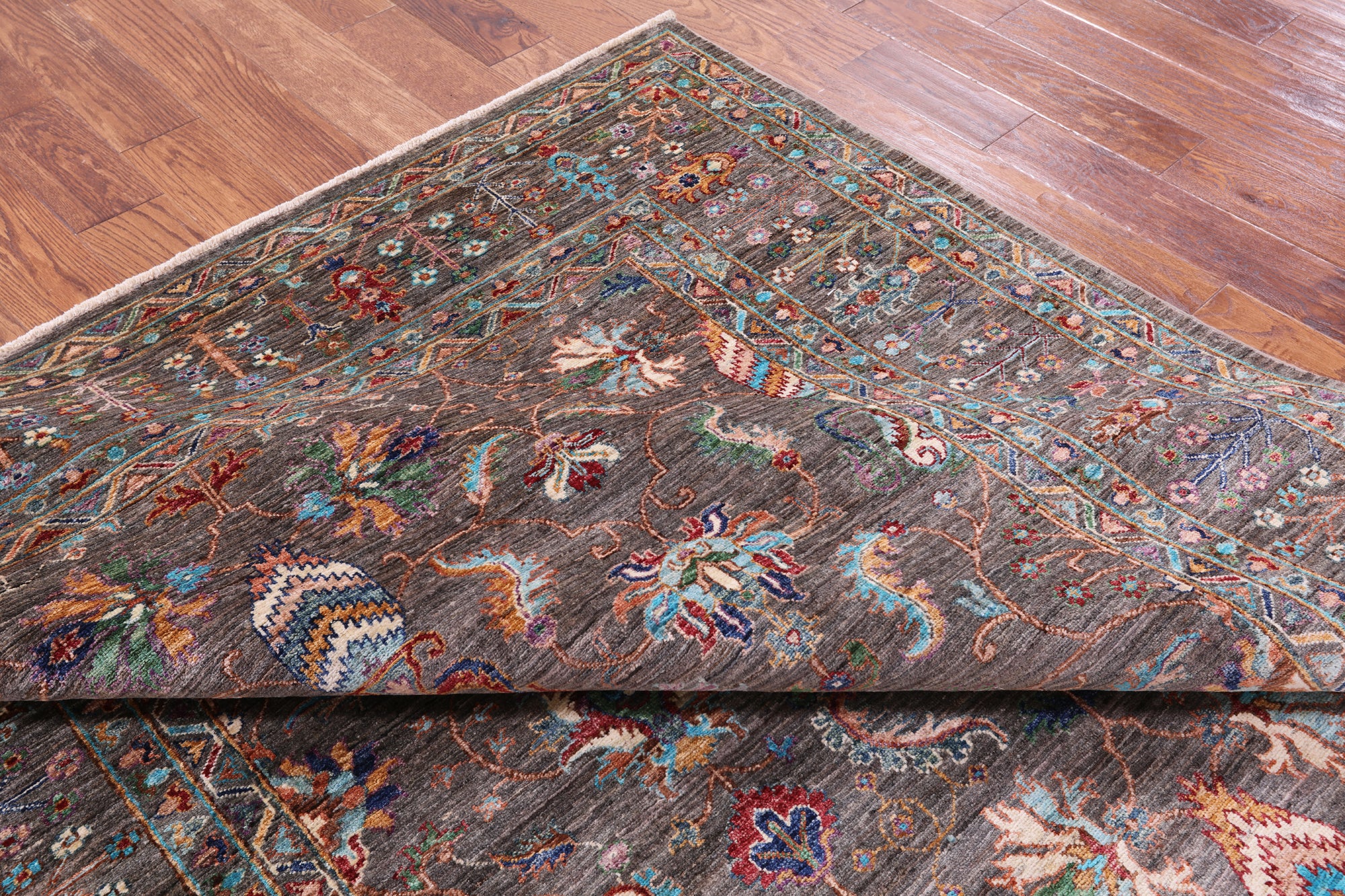 Peshawar Hand Knotted Wool Rug - 6' 10" X 9' 11" - Golden Nile