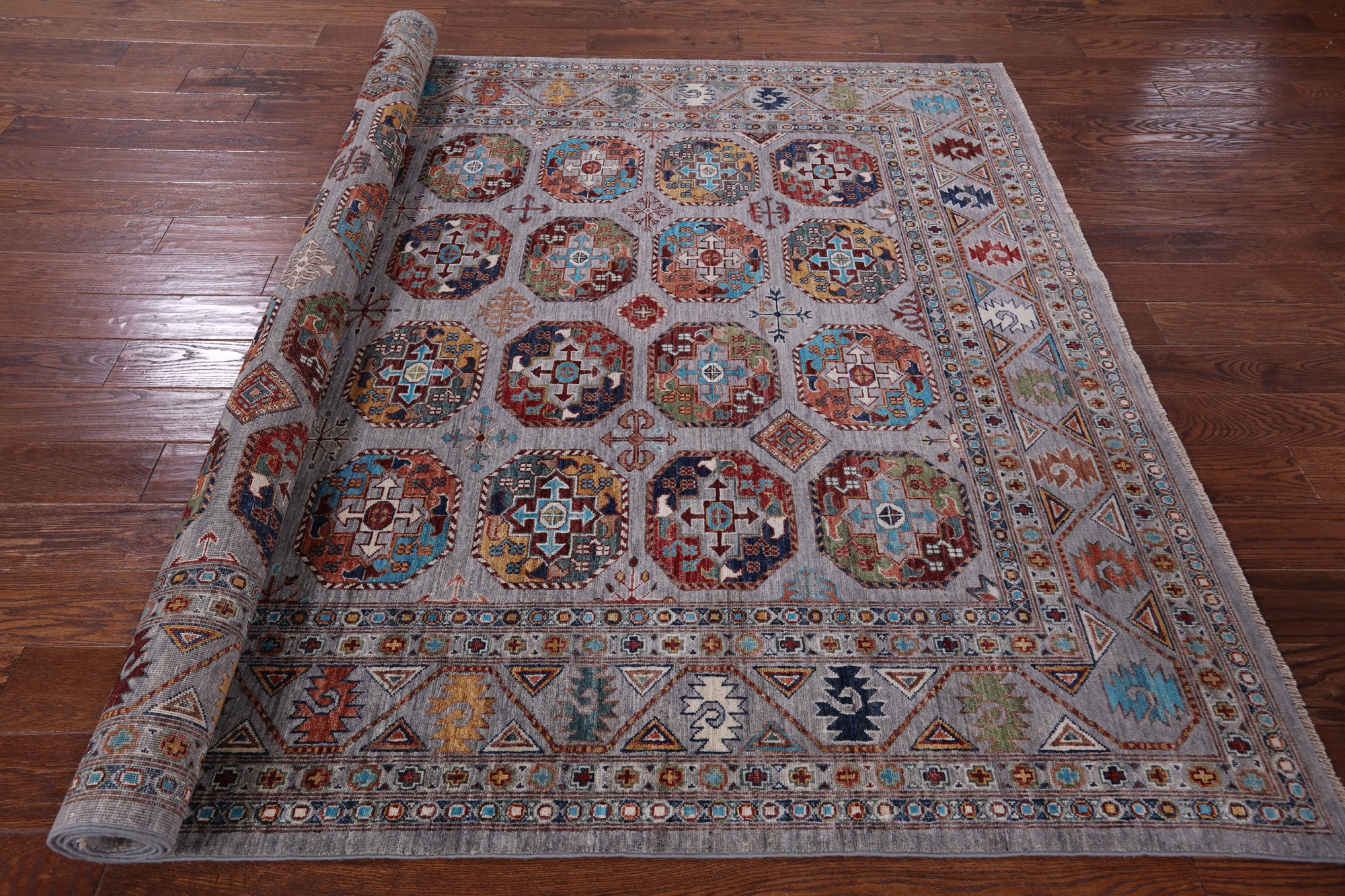 Grey Turkmen Ersari Hand Knotted Wool Rug - 6' 8" X 9' 8" - Golden Nile