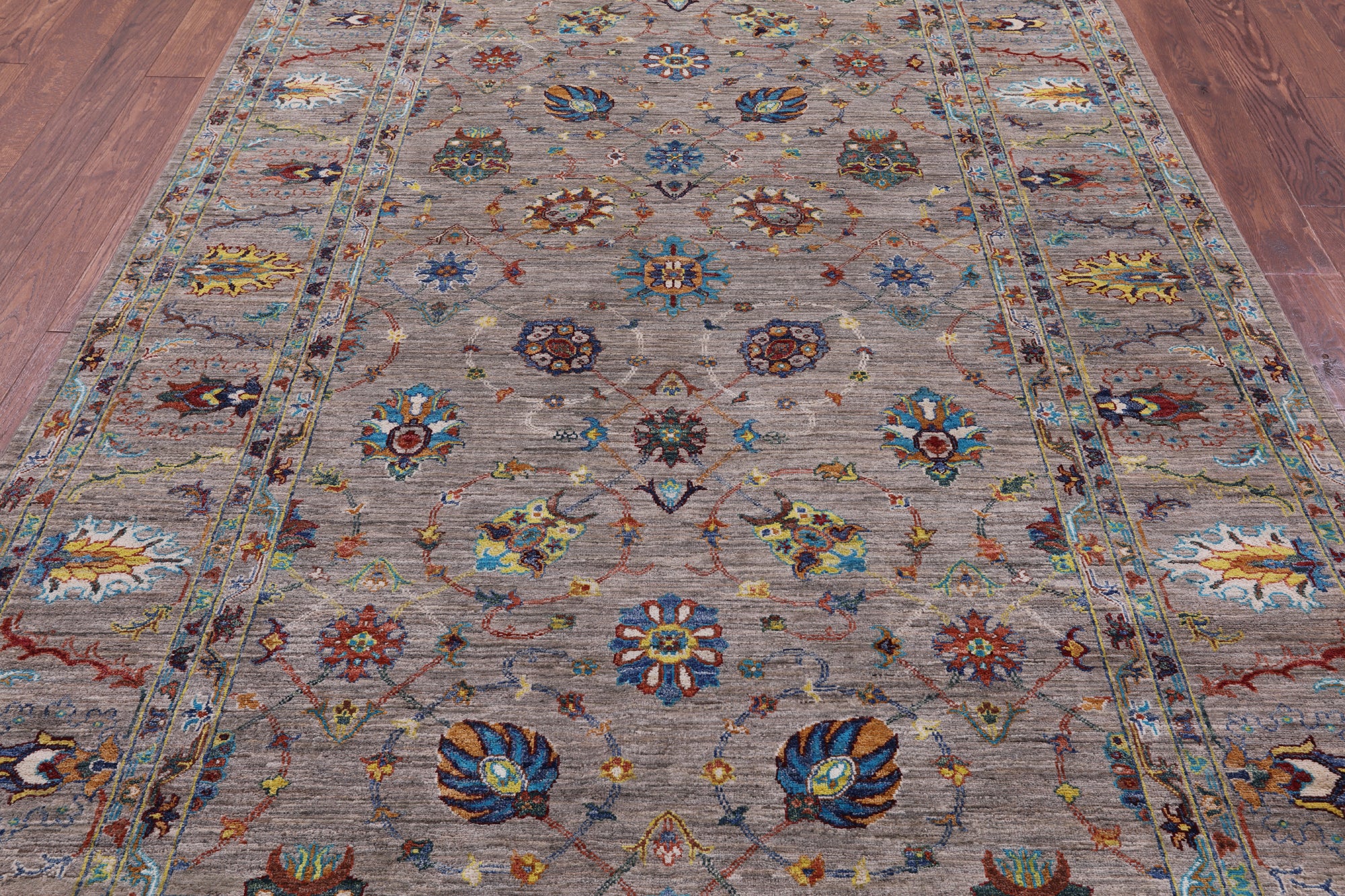 Peshawar Handmade Wool Rug - 6' 6" X 9' 8" - Golden Nile