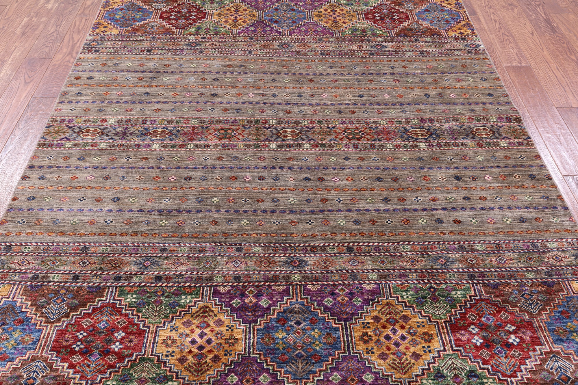 Khorjin Persian Gabbeh Hand Knotted Wool Rug - 6' 7" X 9' 6" - Golden Nile