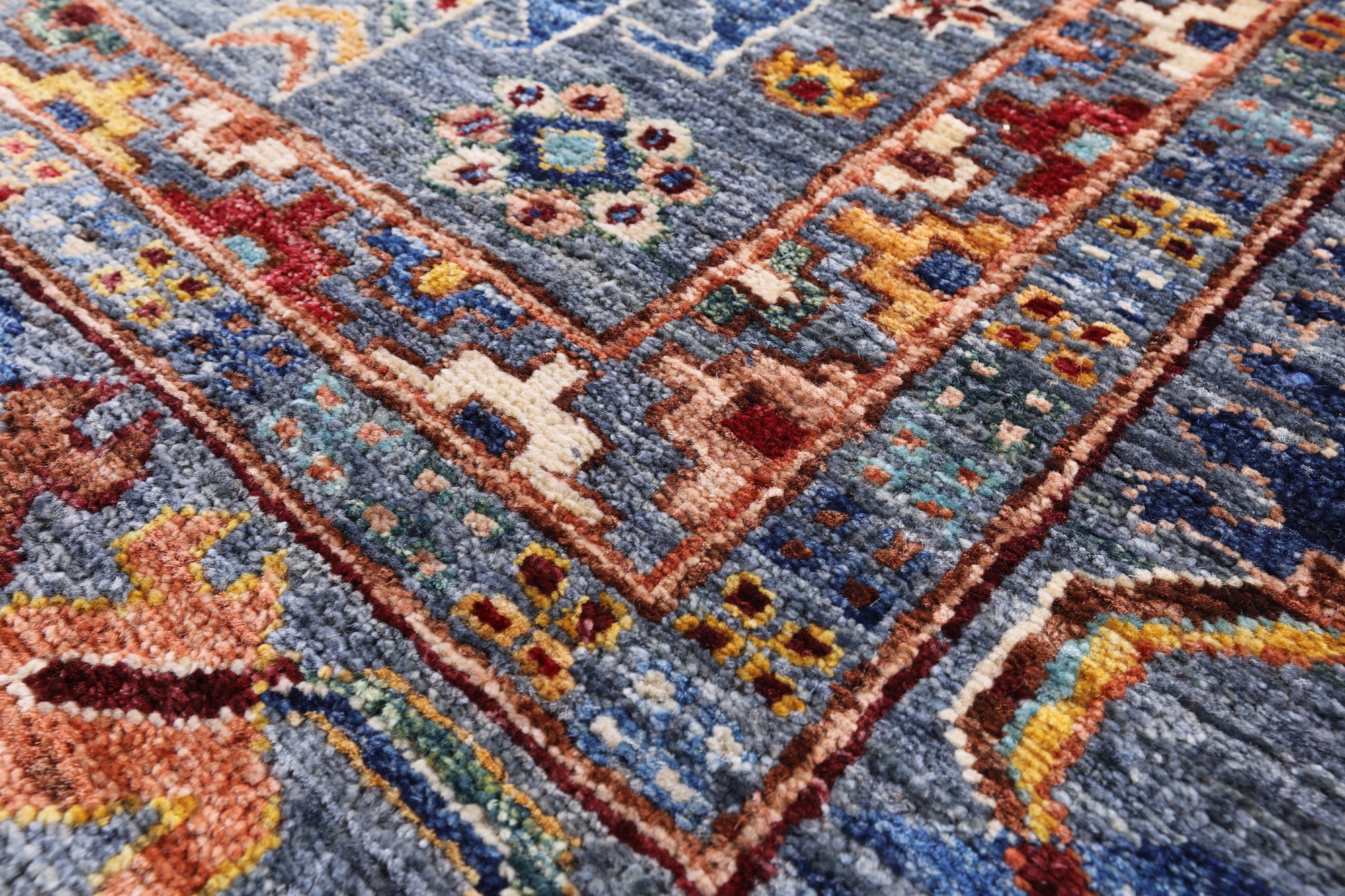 Turkmen Ersari Hand Knotted Wool Rug - 5' 8" X 7' 8" - Golden Nile