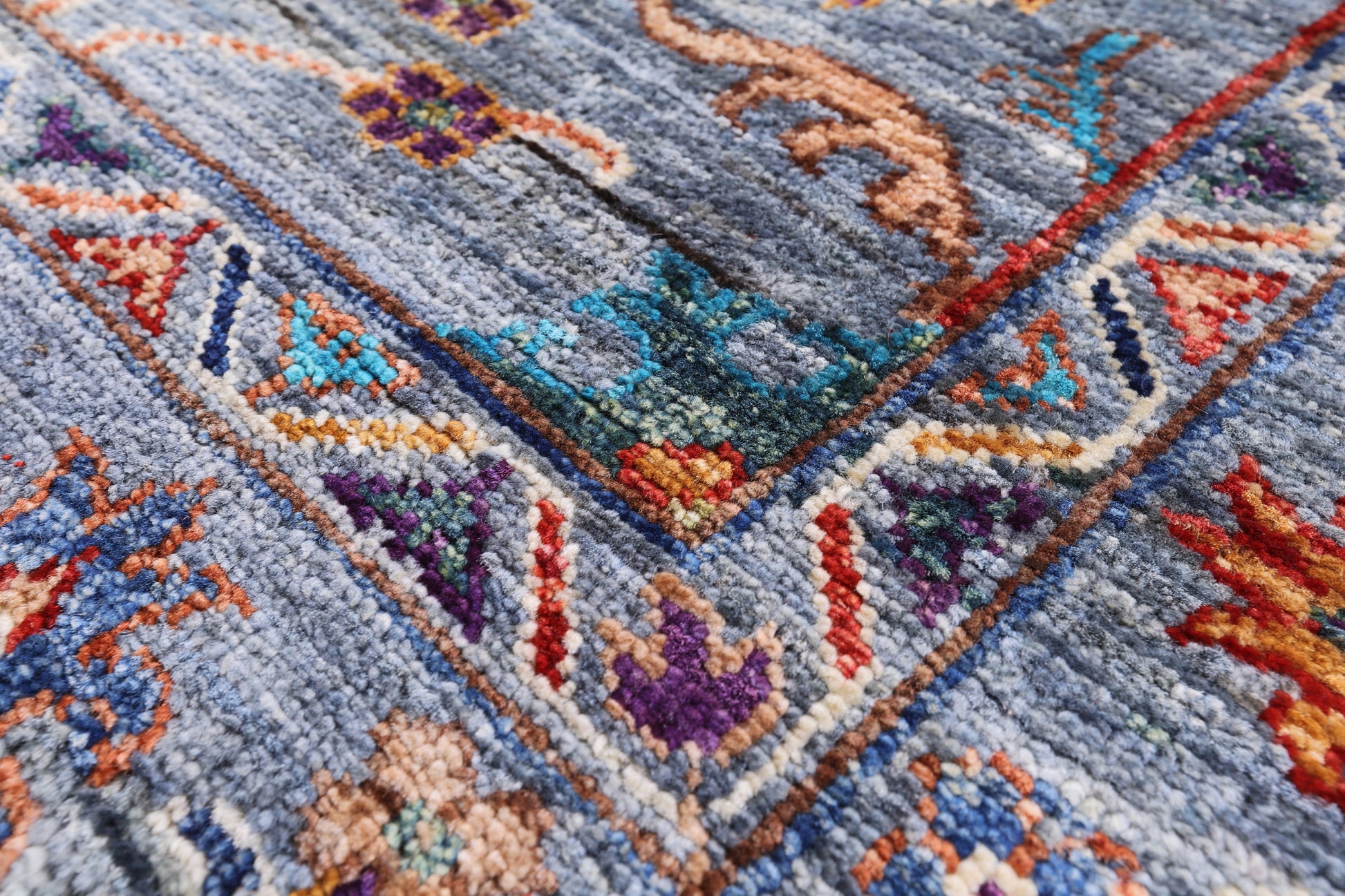 Peshawar Hand Knotted Wool Rug - 5' 0" X 6' 5" - Golden Nile