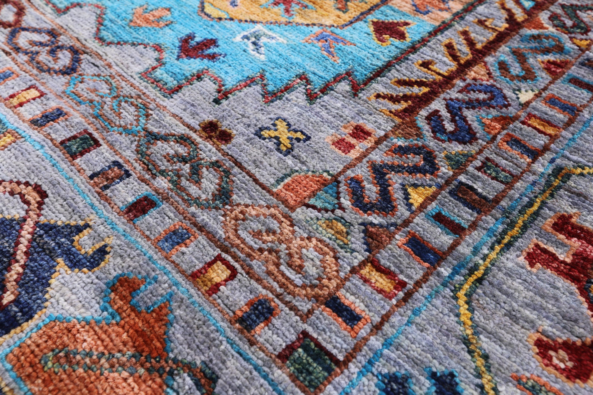 Turkmen Ersari Hand Knotted Wool Rug - 5' 10" X 8' 0" - Golden Nile