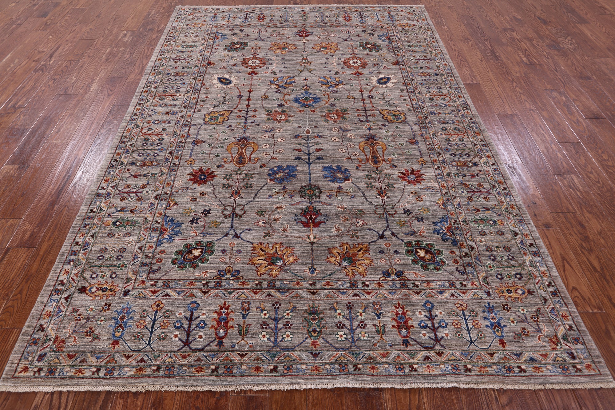 Peshawar Hand Knotted Wool Rug - 6' 9" X 9' 7" - Golden Nile