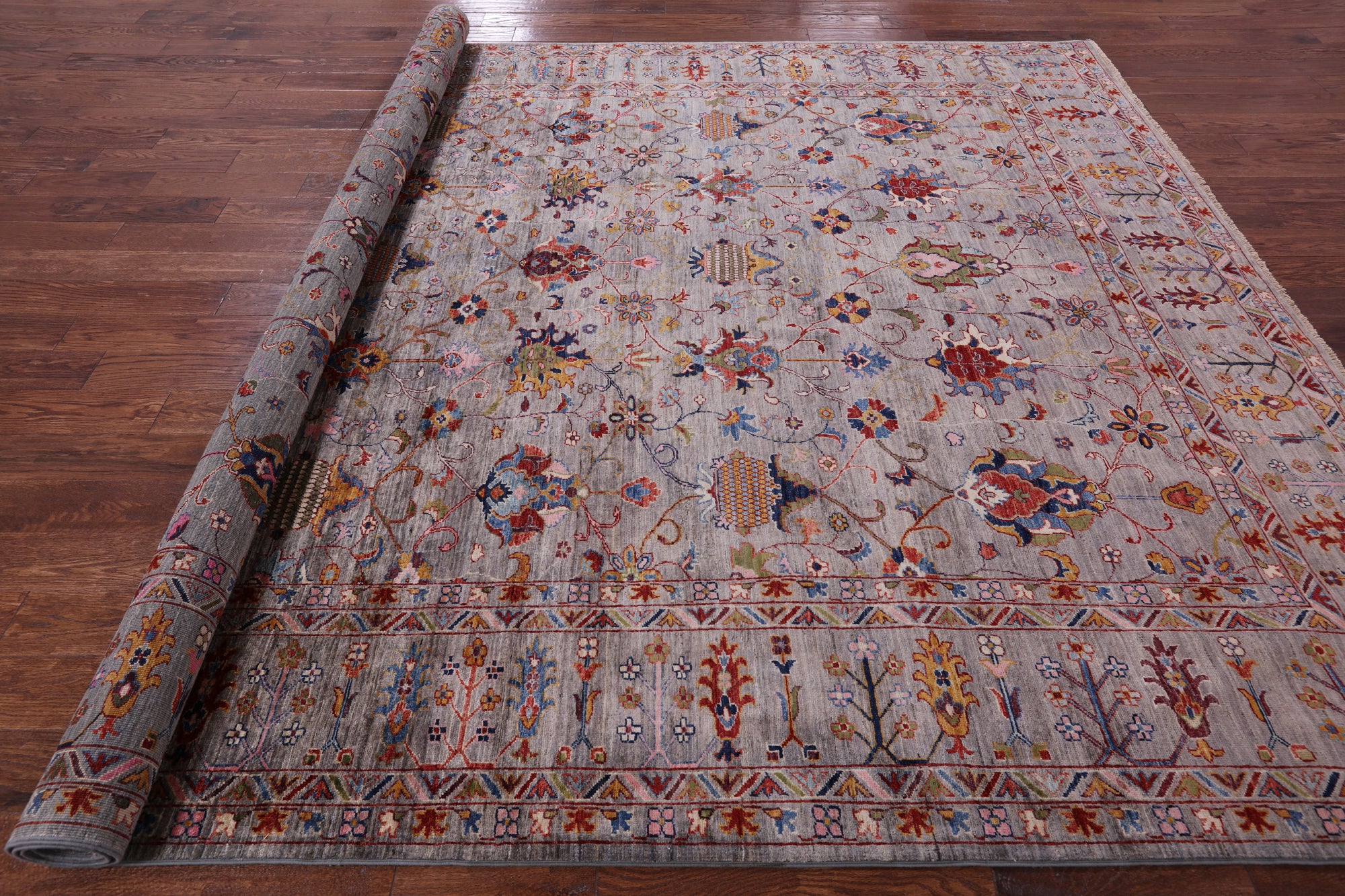 Peshawar Hand Knotted Wool Rug - 8' 11" X 11' 7" - Golden Nile
