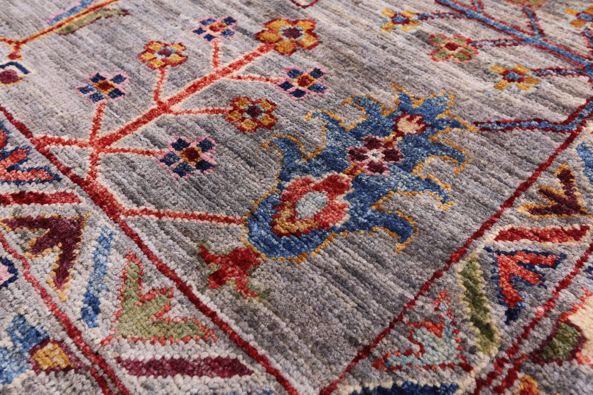 Peshawar Hand Knotted Wool Rug - 8' 11" X 11' 7" - Golden Nile