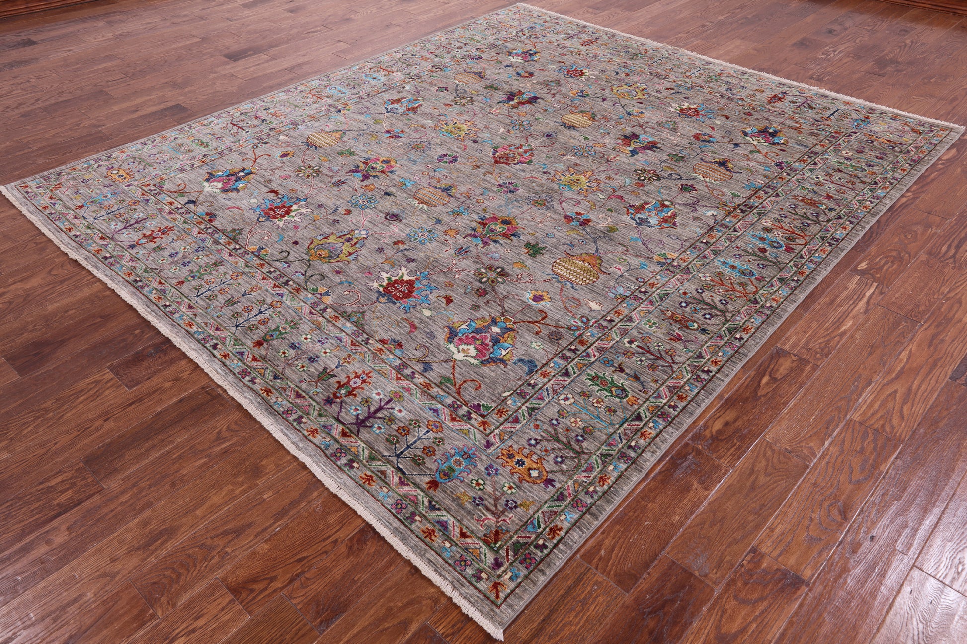 Peshawar Hand Knotted Wool Rug - 8' 0" X 9' 4" - Golden Nile