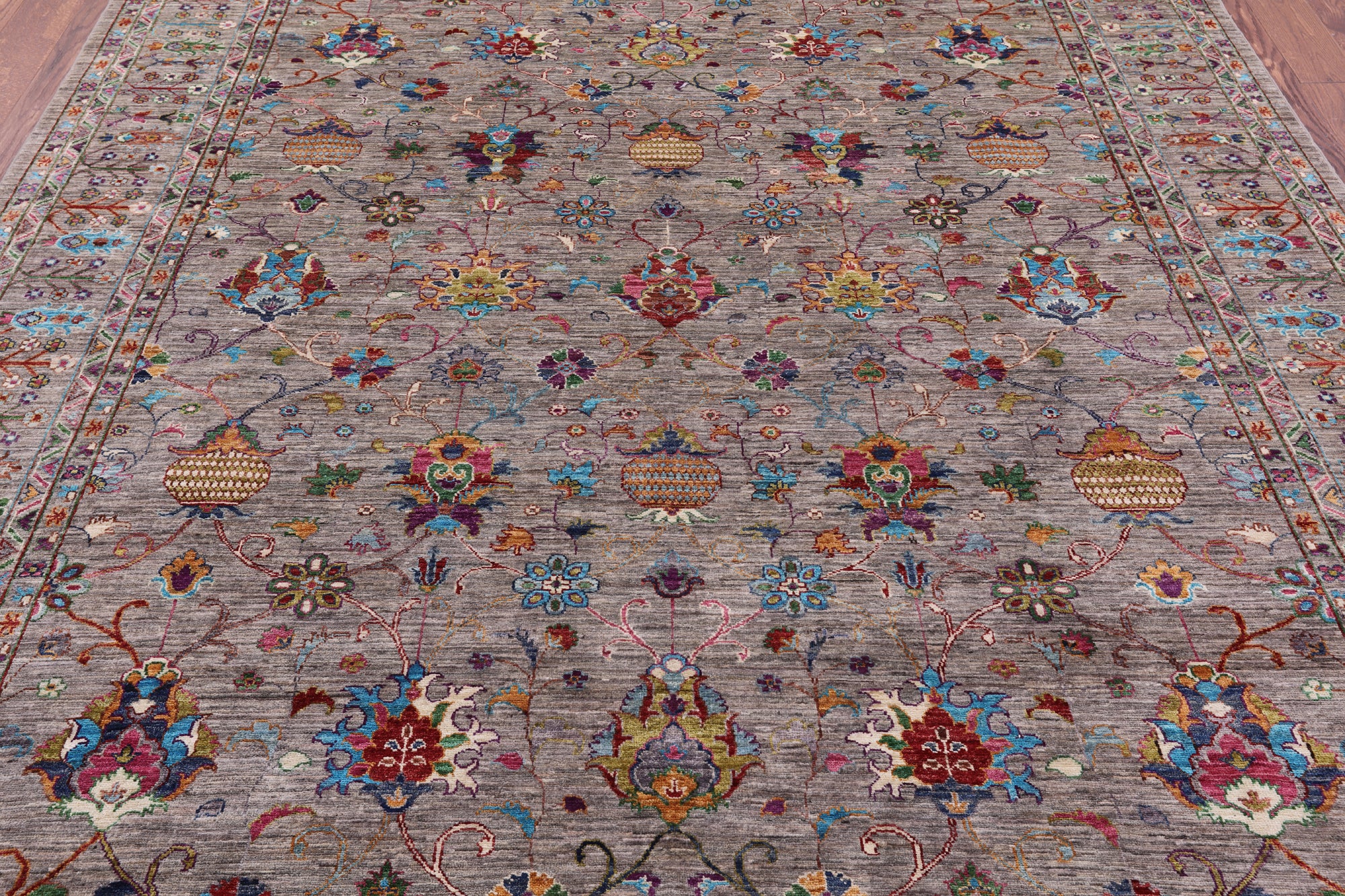 Peshawar Hand Knotted Wool Rug - 8' 0" X 9' 4" - Golden Nile