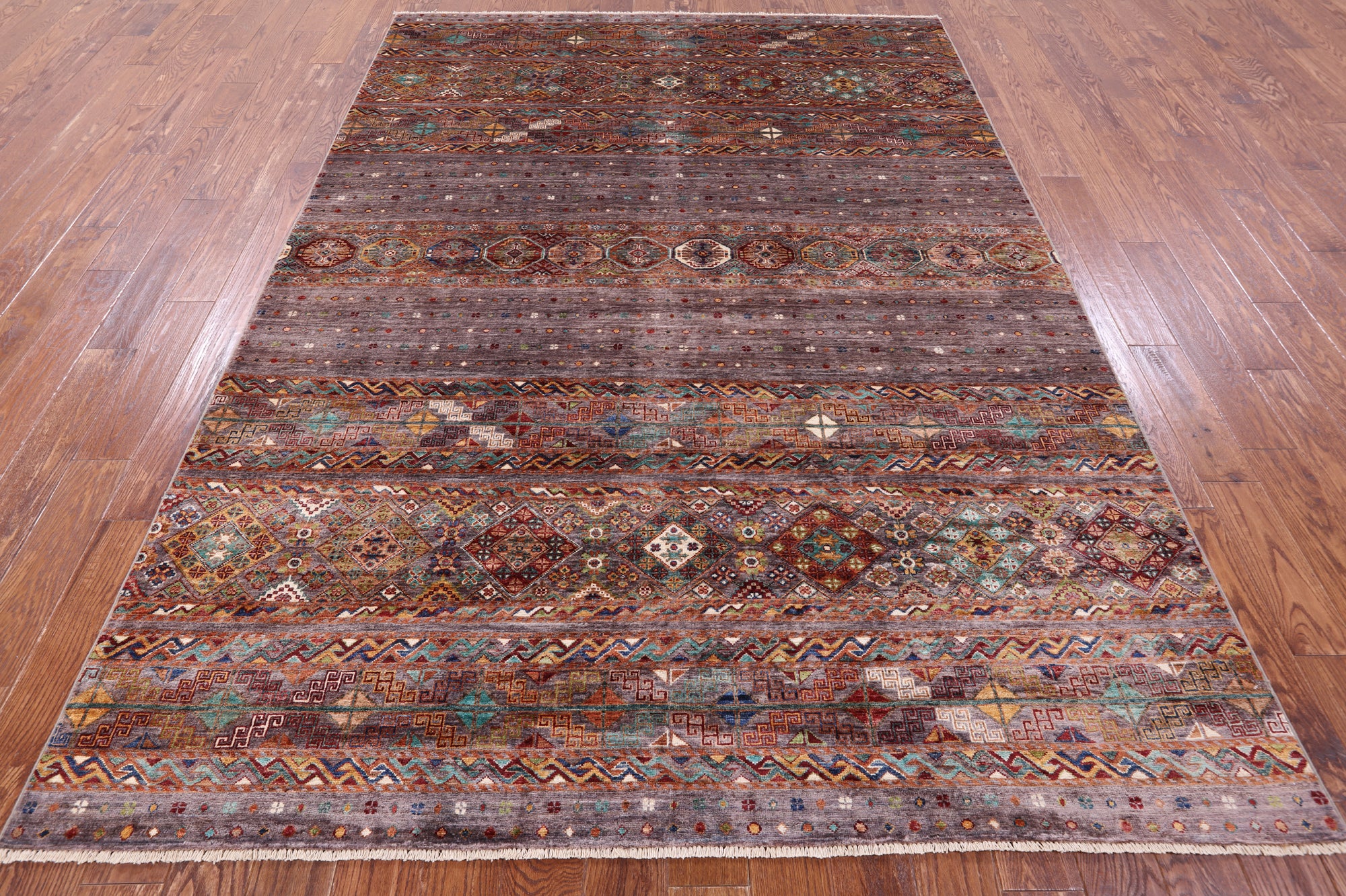 Khorjin Persian Gabbeh Handmade Wool Rug - 6' 11" X 9' 9" - Golden Nile