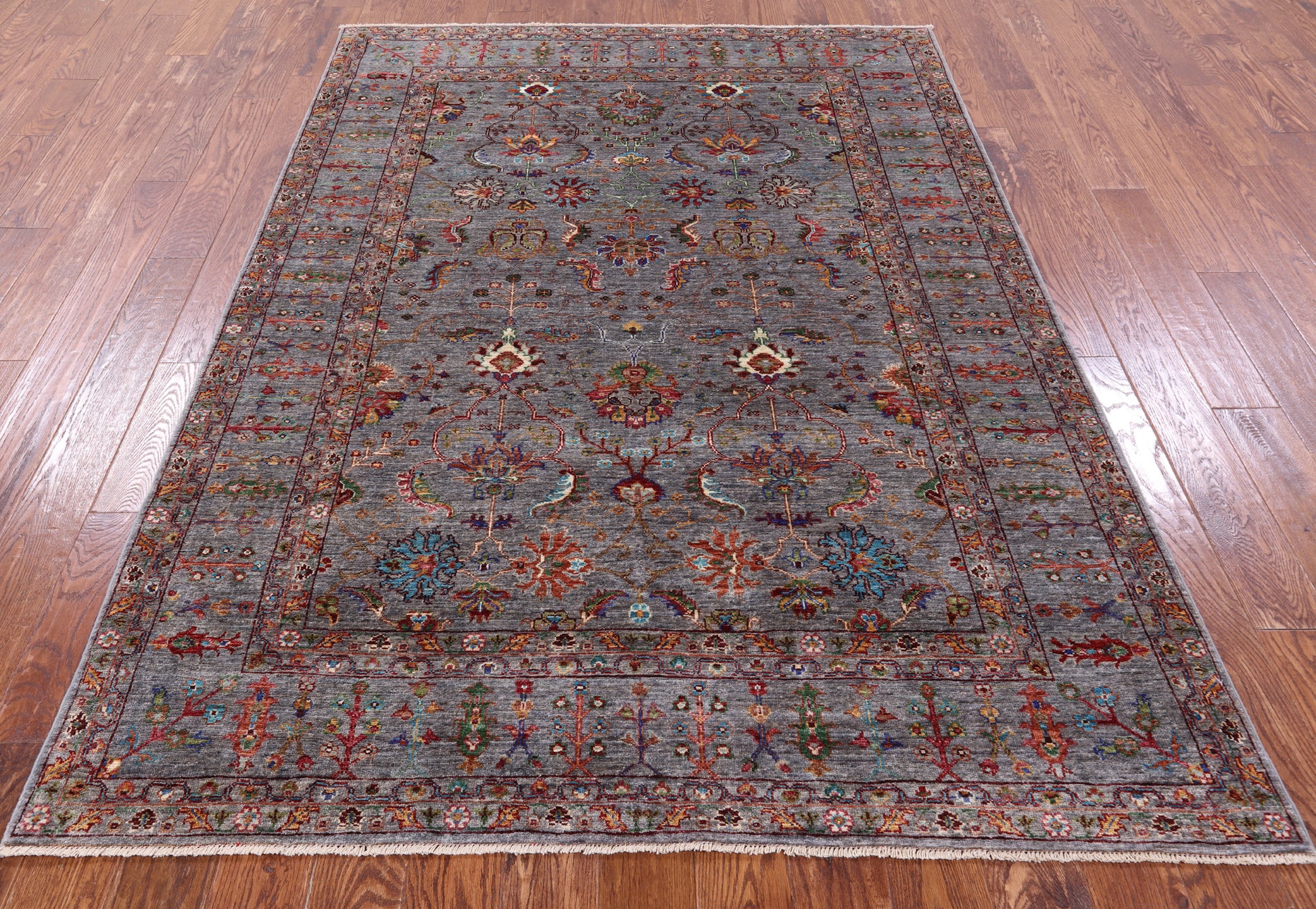Grey Peshawar Hand Knotted Wool Rug - 5' 8" X 8' 0" - Golden Nile
