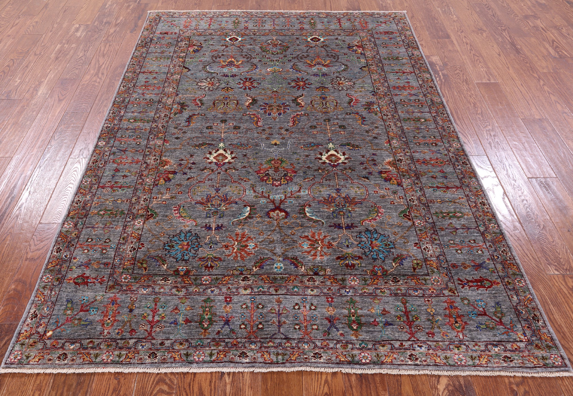 Grey Peshawar Hand Knotted Wool Rug - 5' 8" X 8' 0" - Golden Nile