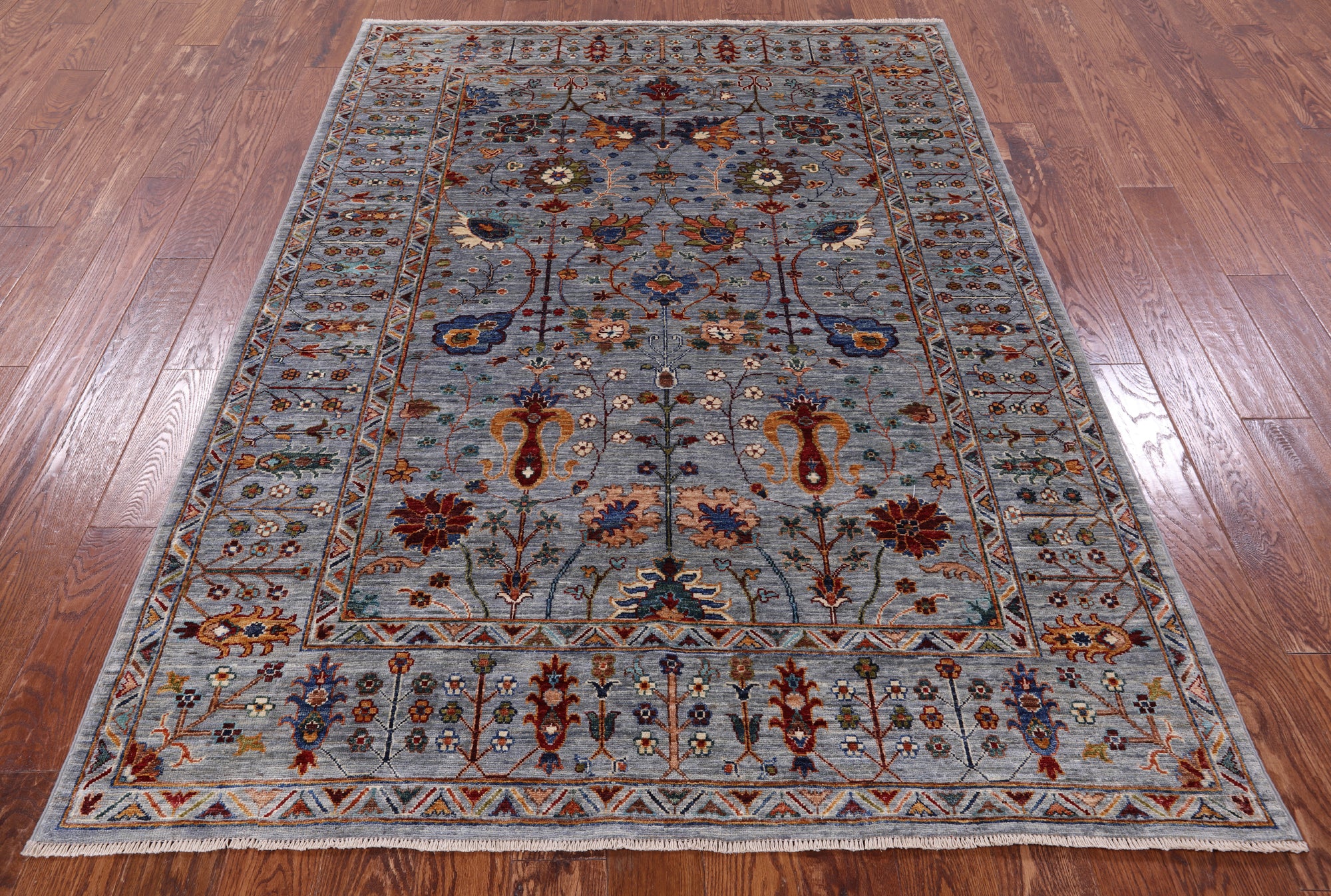 Peshawar Hand Knotted Wool Rug - 5' 6" X 7' 8" - Golden Nile