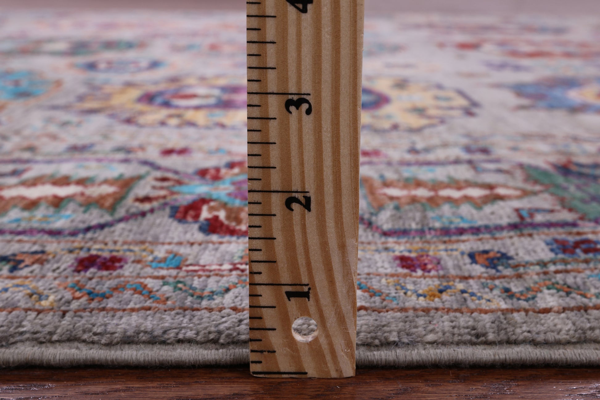 Turkmen Ersari Hand Knotted Wool Rug - 5' 9" X 7' 9" - Golden Nile