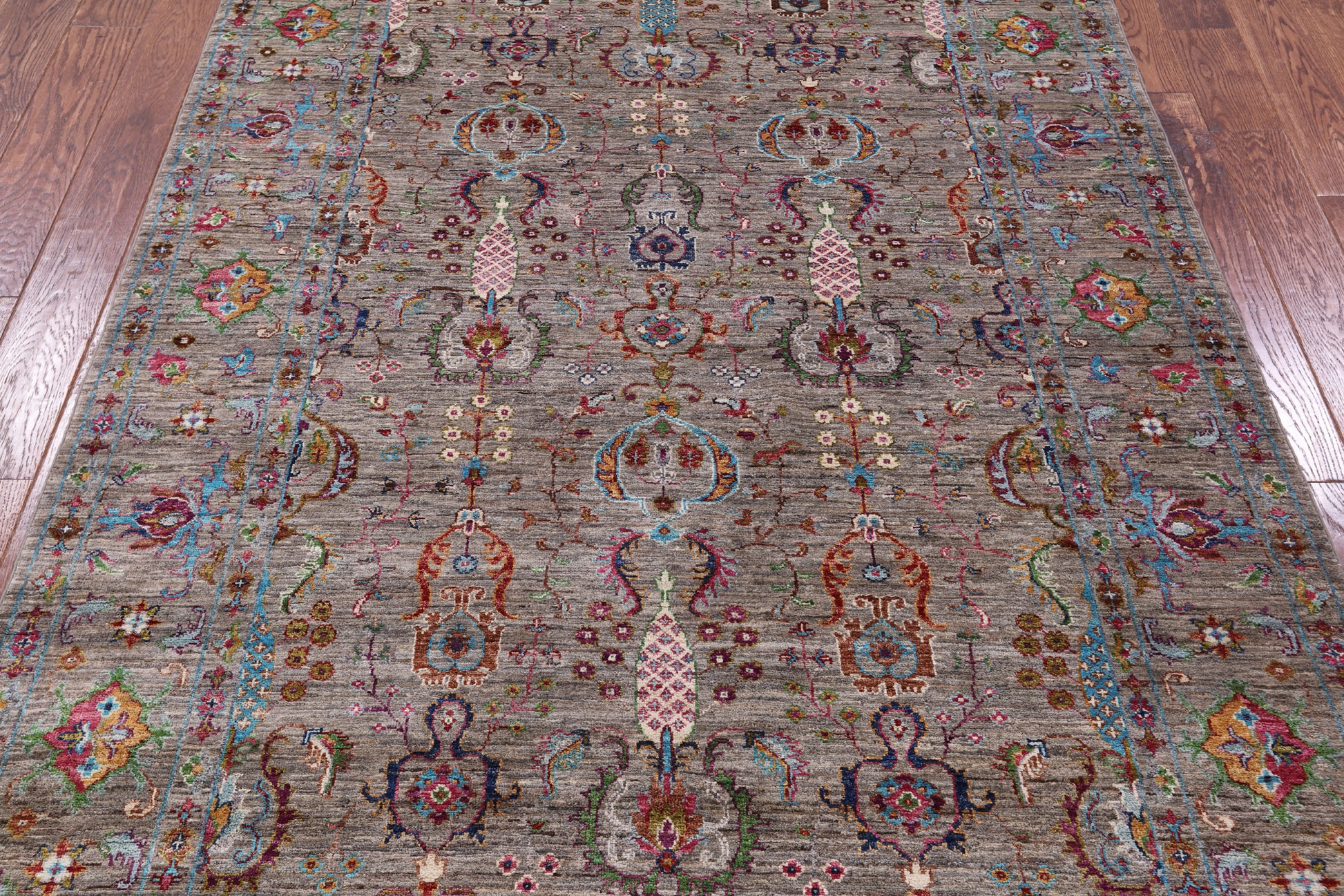 Peshawar Handmade Wool Rug - 5' 7" X 7' 11" - Golden Nile