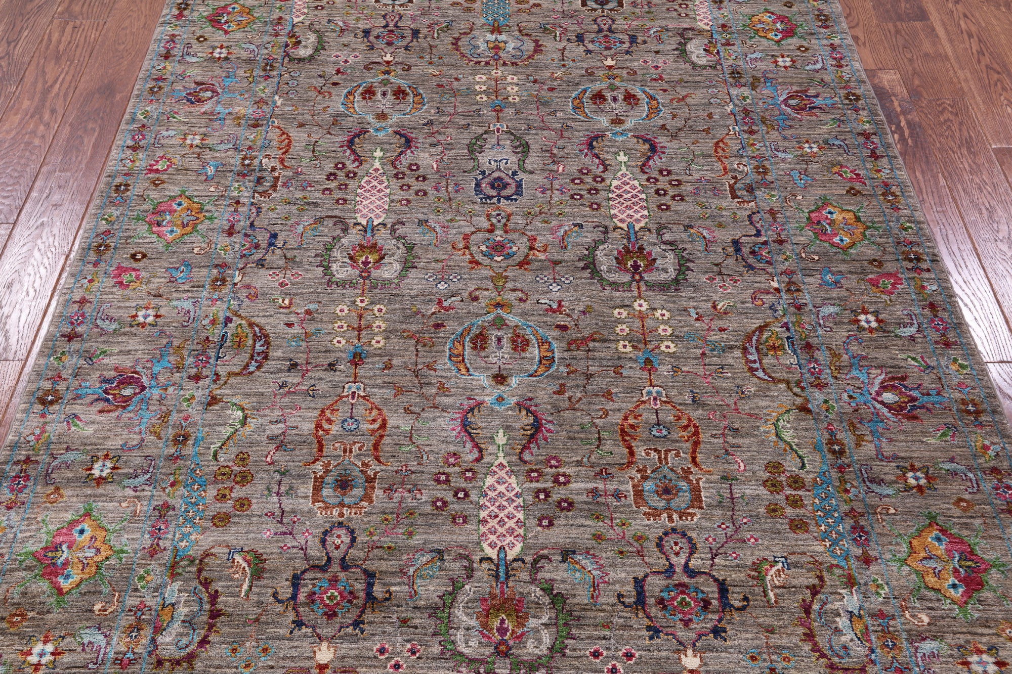 Peshawar Handmade Wool Rug - 5' 7" X 7' 11" - Golden Nile