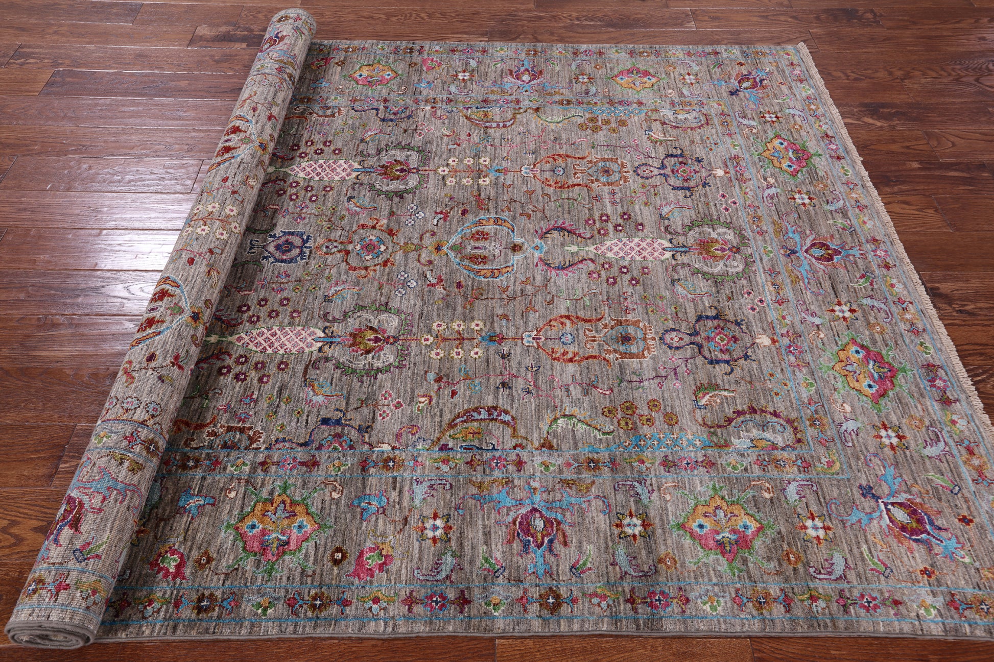 Peshawar Handmade Wool Rug - 5' 7" X 7' 11" - Golden Nile