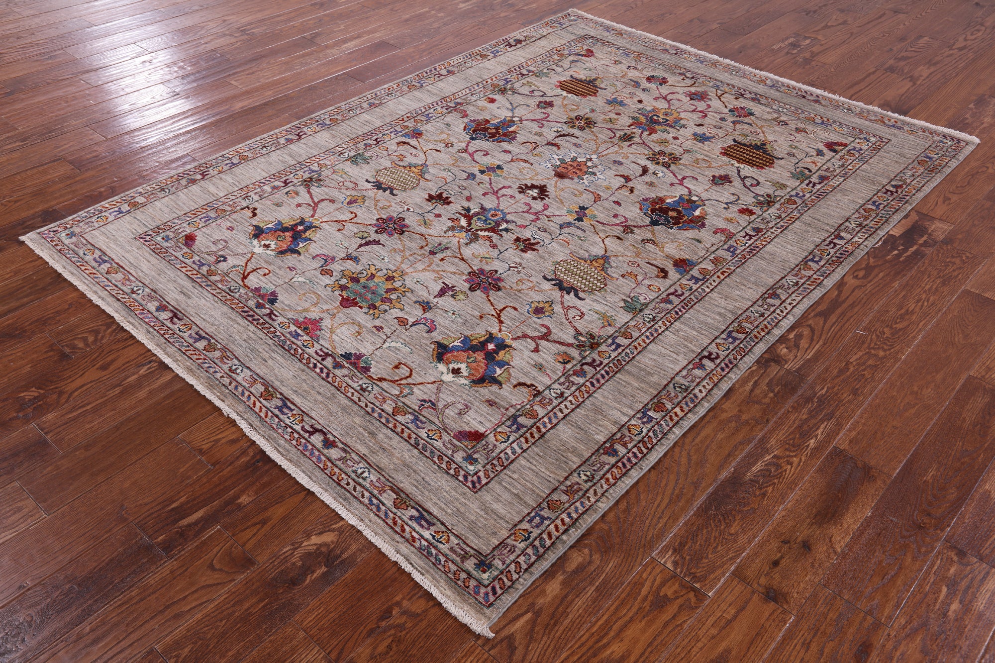Peshawar Hand Knotted Wool Rug - 5' 7" X 7' 9" - Golden Nile
