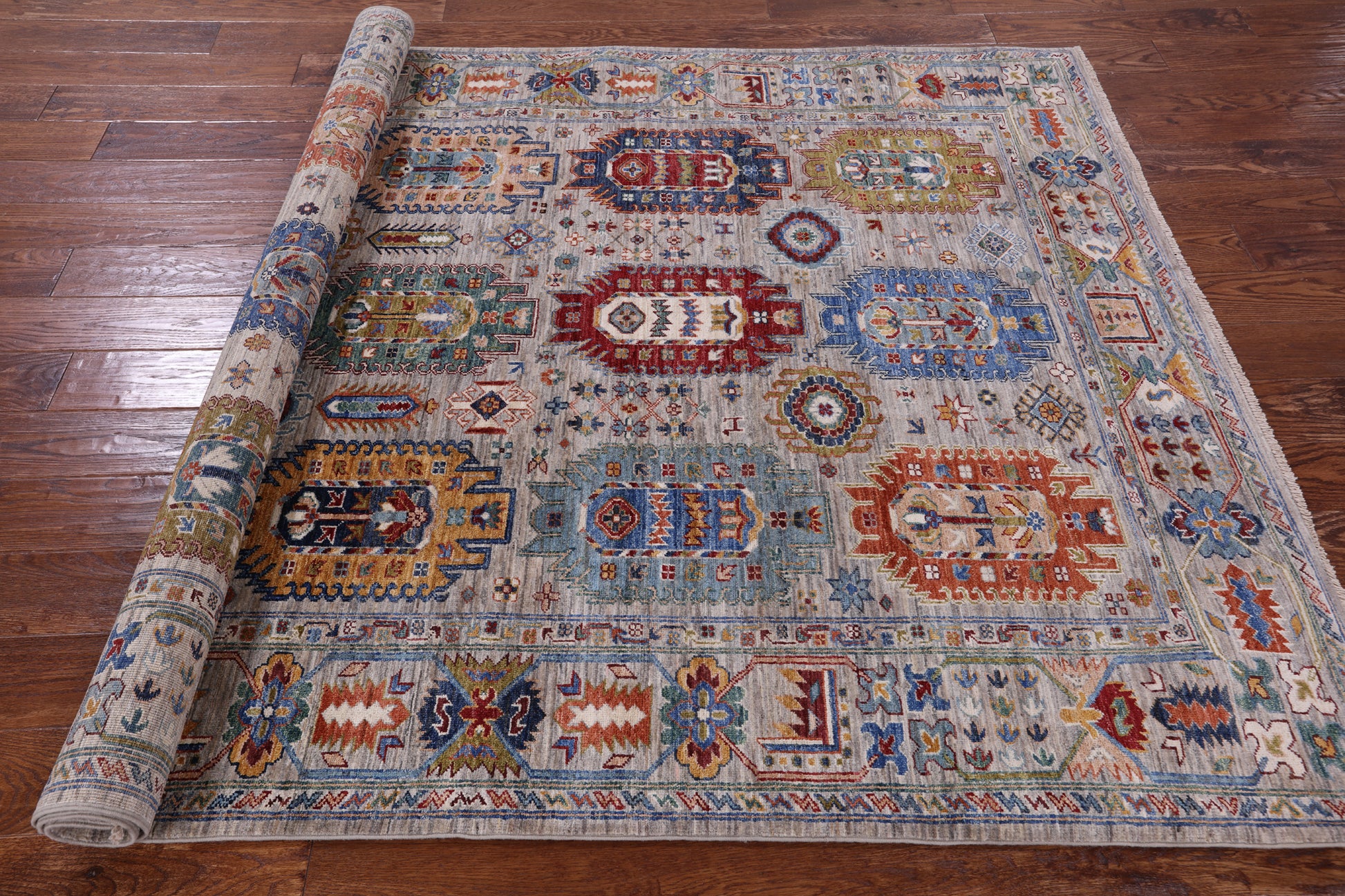 Turkmen Ersari Hand Knotted Wool Rug - 5' 6" X 7' 7" - Golden Nile