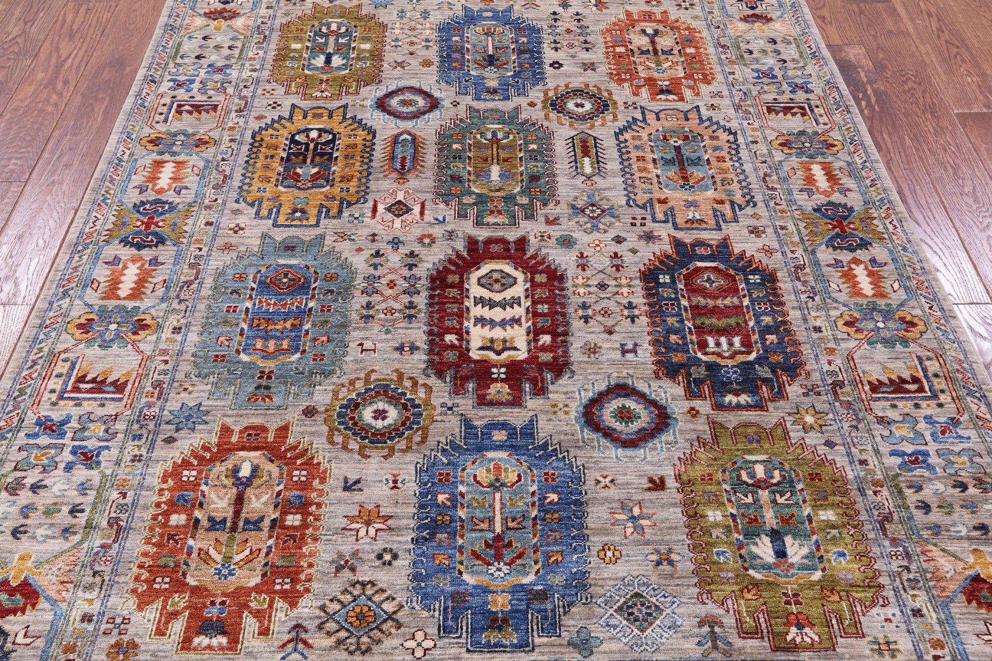 Turkmen Ersari Hand Knotted Wool Rug - 5' 6" X 7' 7" - Golden Nile