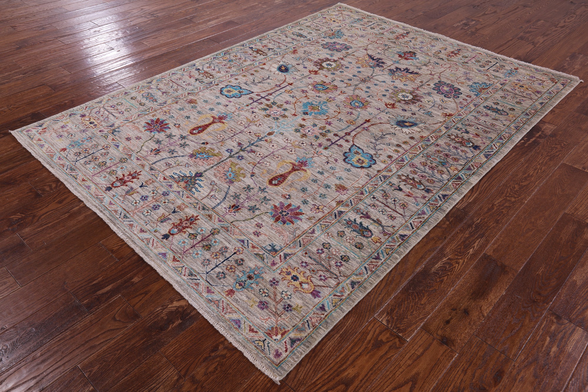 Peshawar Hand Knotted Wool Rug - 5' 8" X 7' 11" - Golden Nile