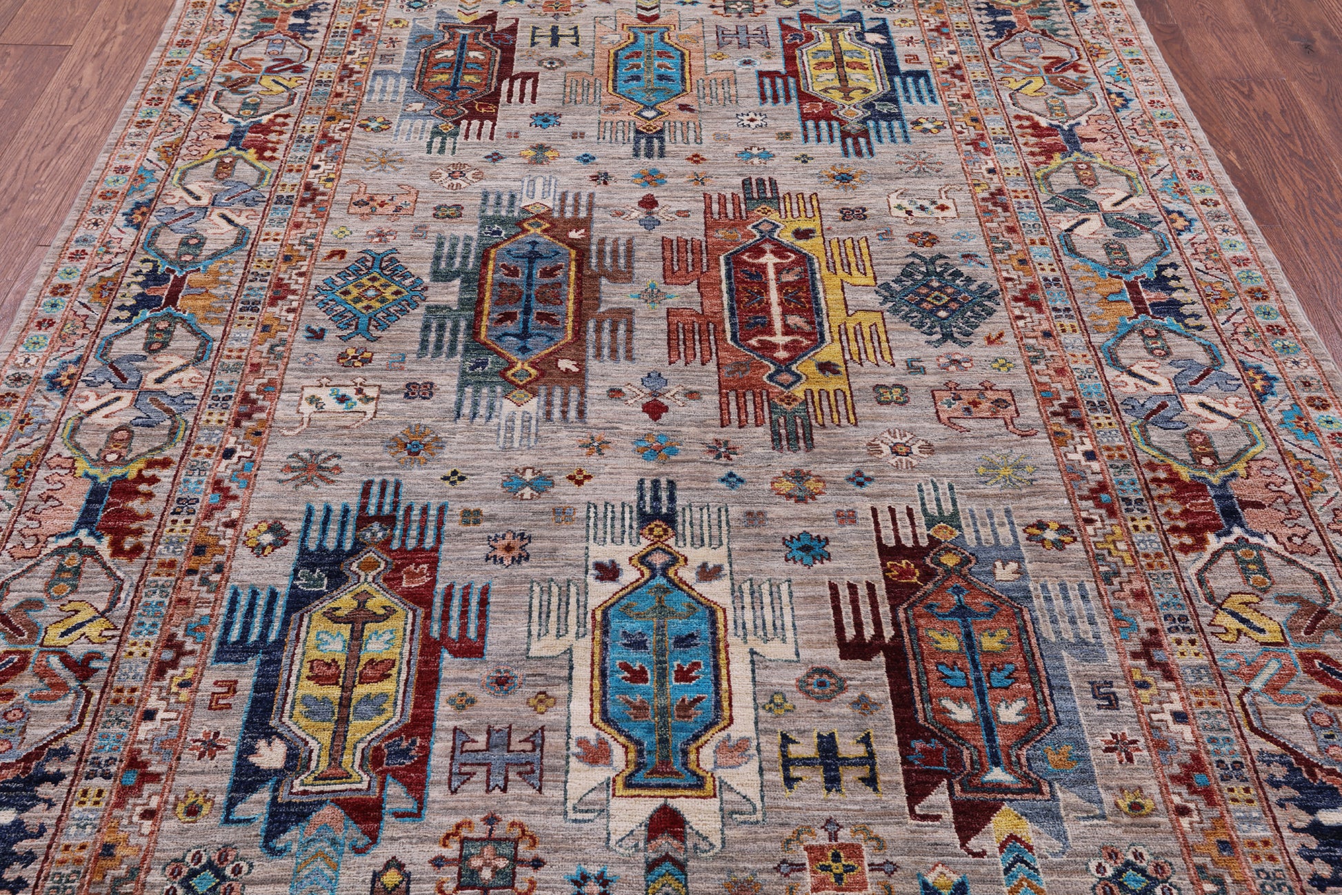 Turkmen Ersari Hand Knotted Wool Rug - 5' 7" X 7' 10" - Golden Nile