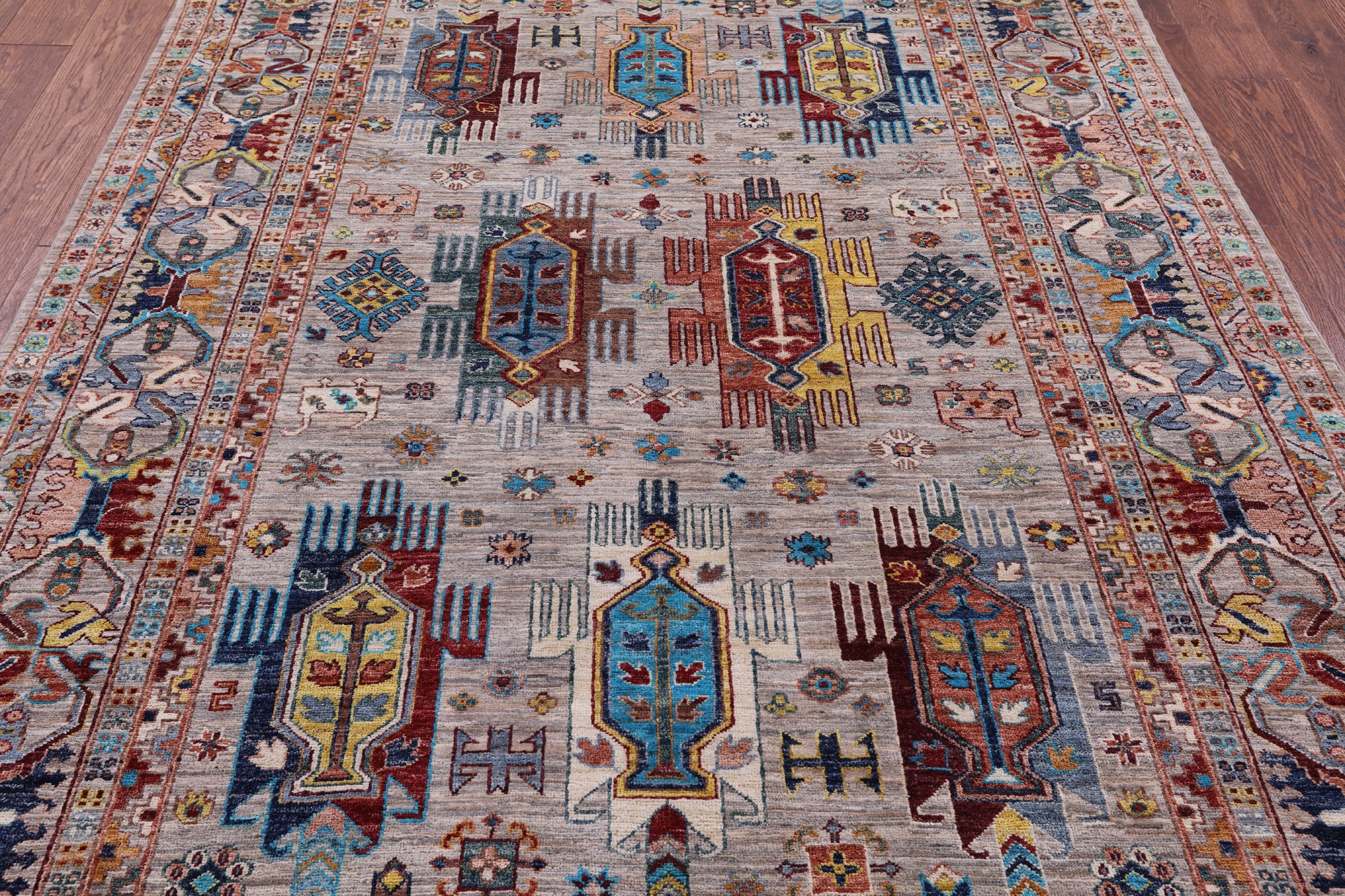 Turkmen Ersari Hand Knotted Wool Rug - 5' 7" X 7' 10" - Golden Nile