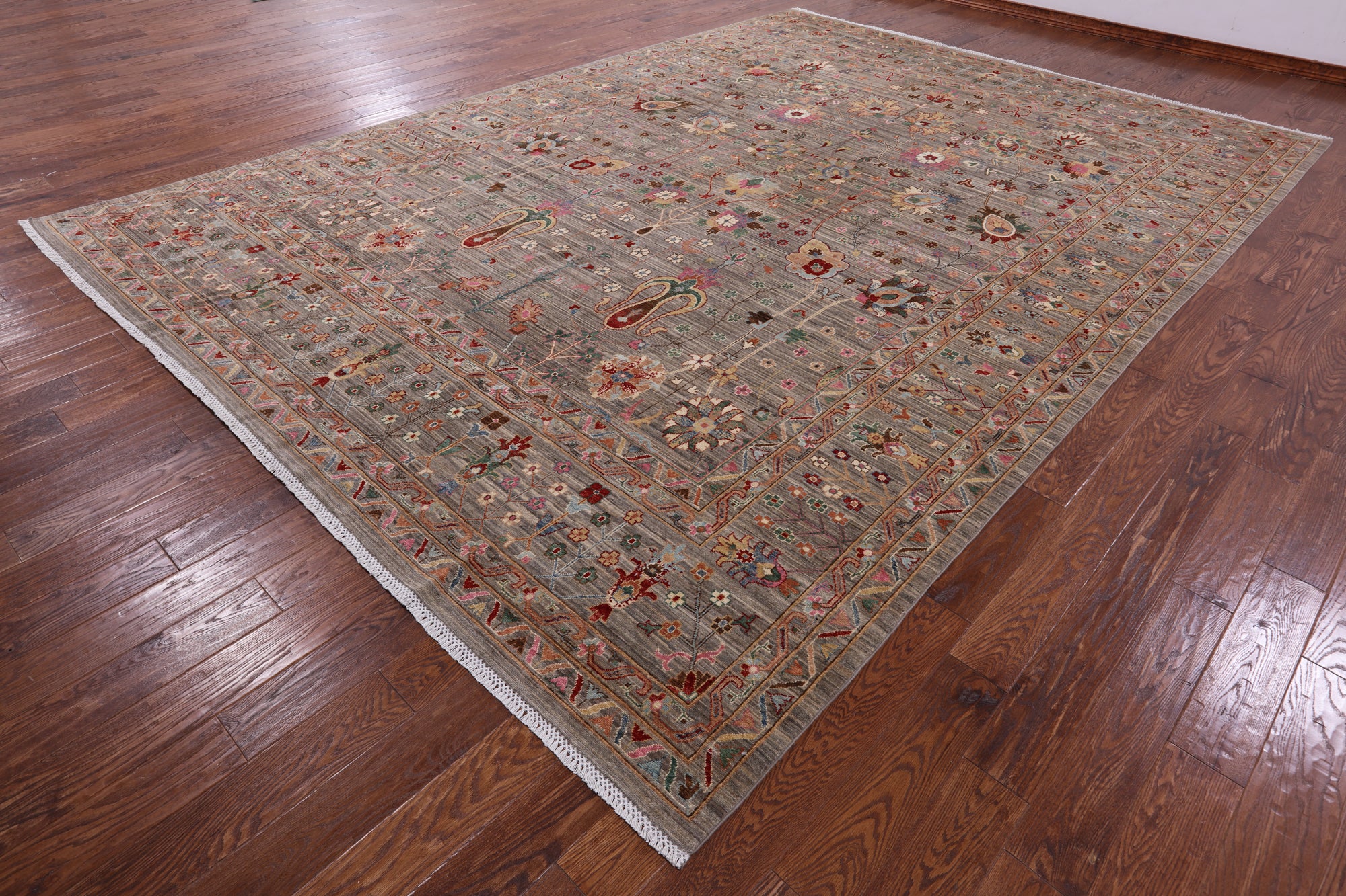 Peshawar Hand Knotted Wool Rug - 10' 1" X 14' 4" - Golden Nile