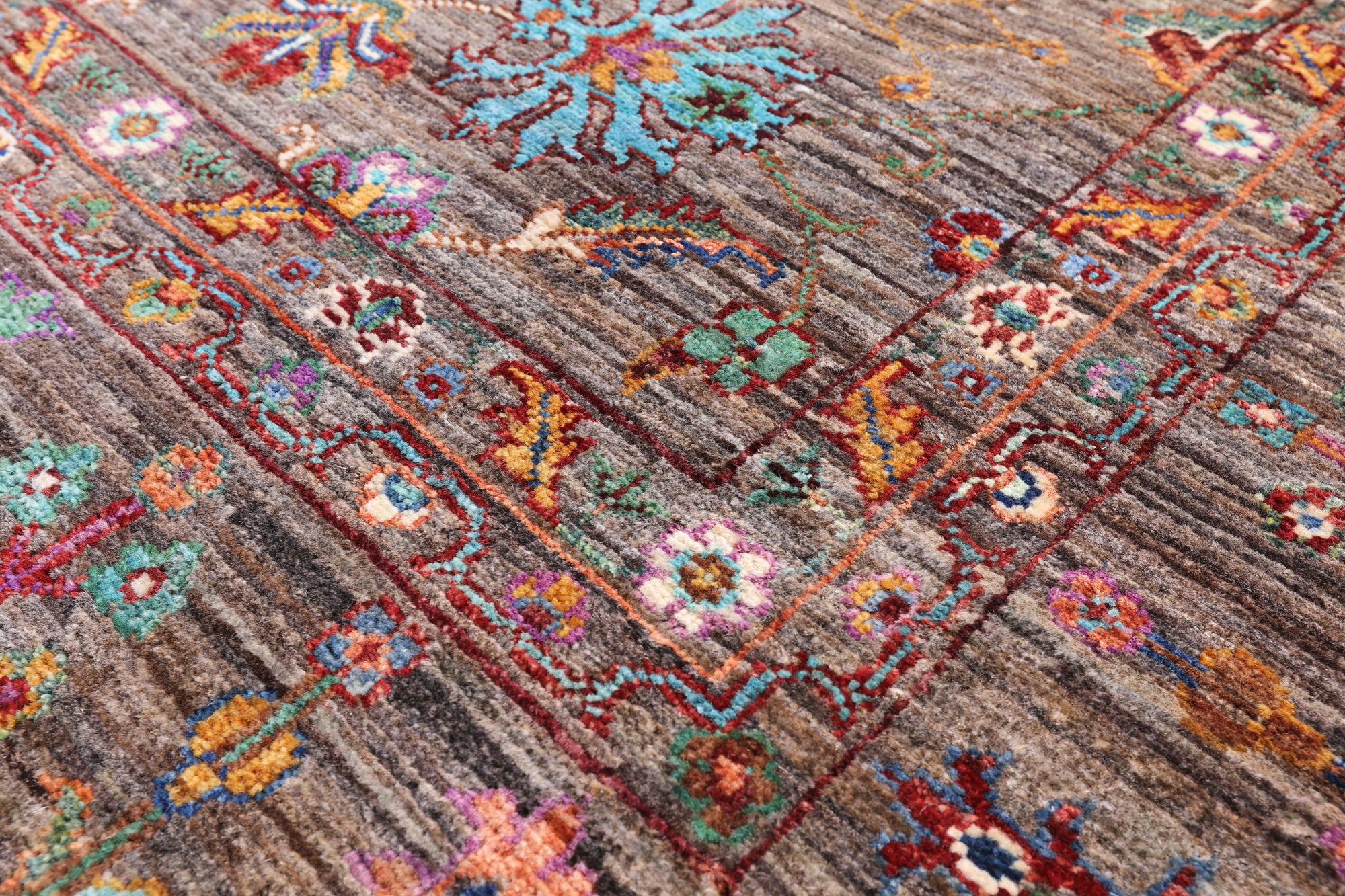 Peshawar Handmade Wool Rug - 5' 7" X 7' 11" - Golden Nile