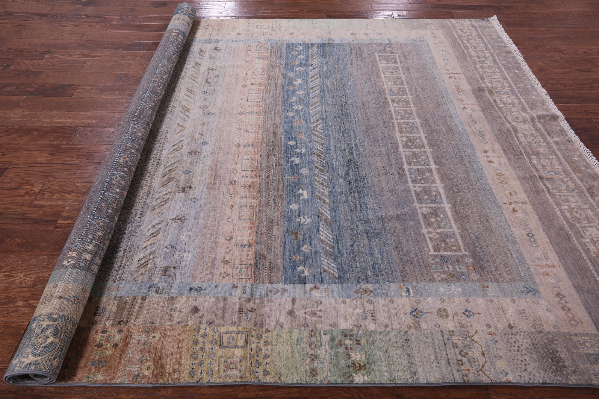 Tribal Persian Gabbeh Hand Knotted Wool Rug - 8' 0" X 10' 0" - Golden Nile