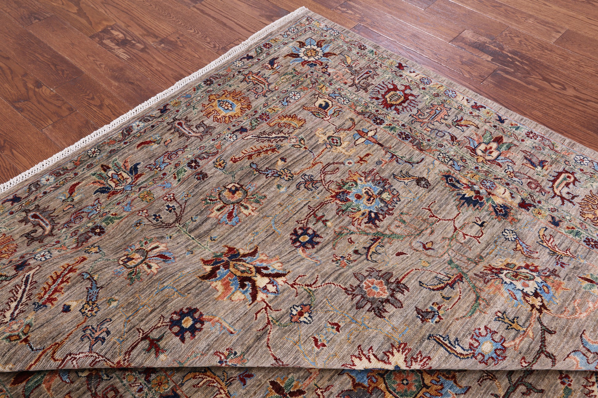 Peshawar Hand Knotted Wool Rug - 6' 10" X 9' 10" - Golden Nile