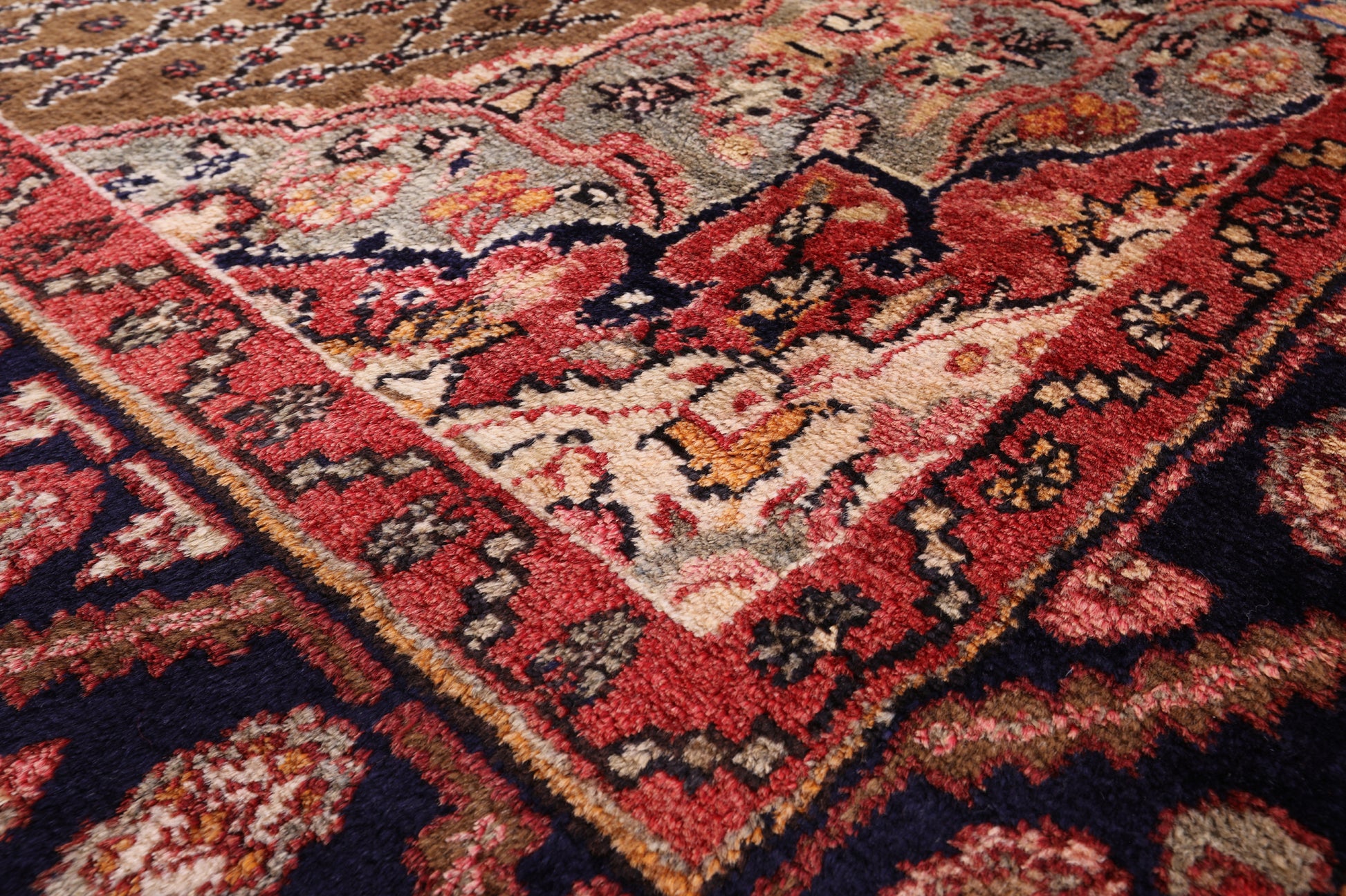 New Persian Hamadan Hand Knotted Area Rug - 5' 3" X 9' 8" - Golden Nile
