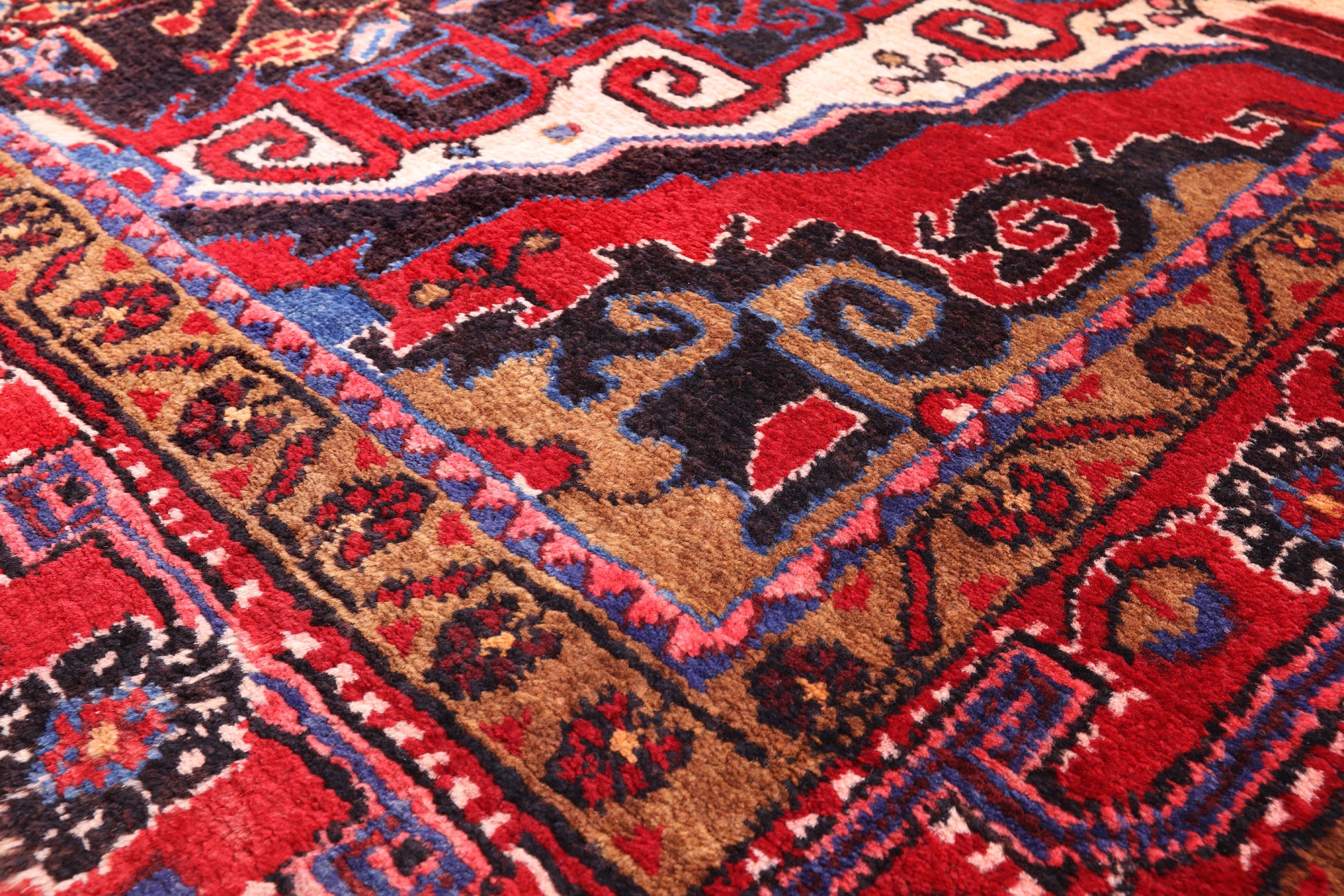 New Authentic Persian Nahavand Hand Knotted Area Rug - 4' 11" X 9' 1" - Golden Nile